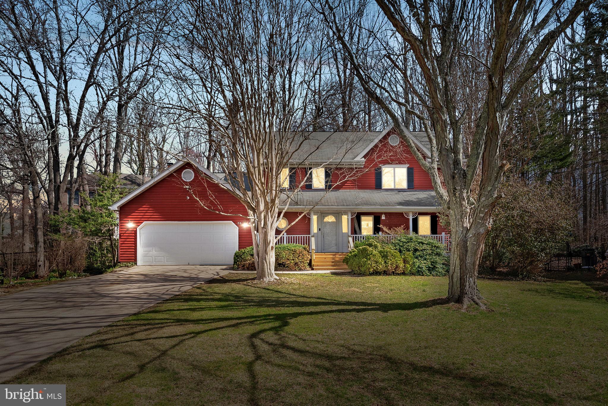 HUMMER WOODS ESTATES - Residential