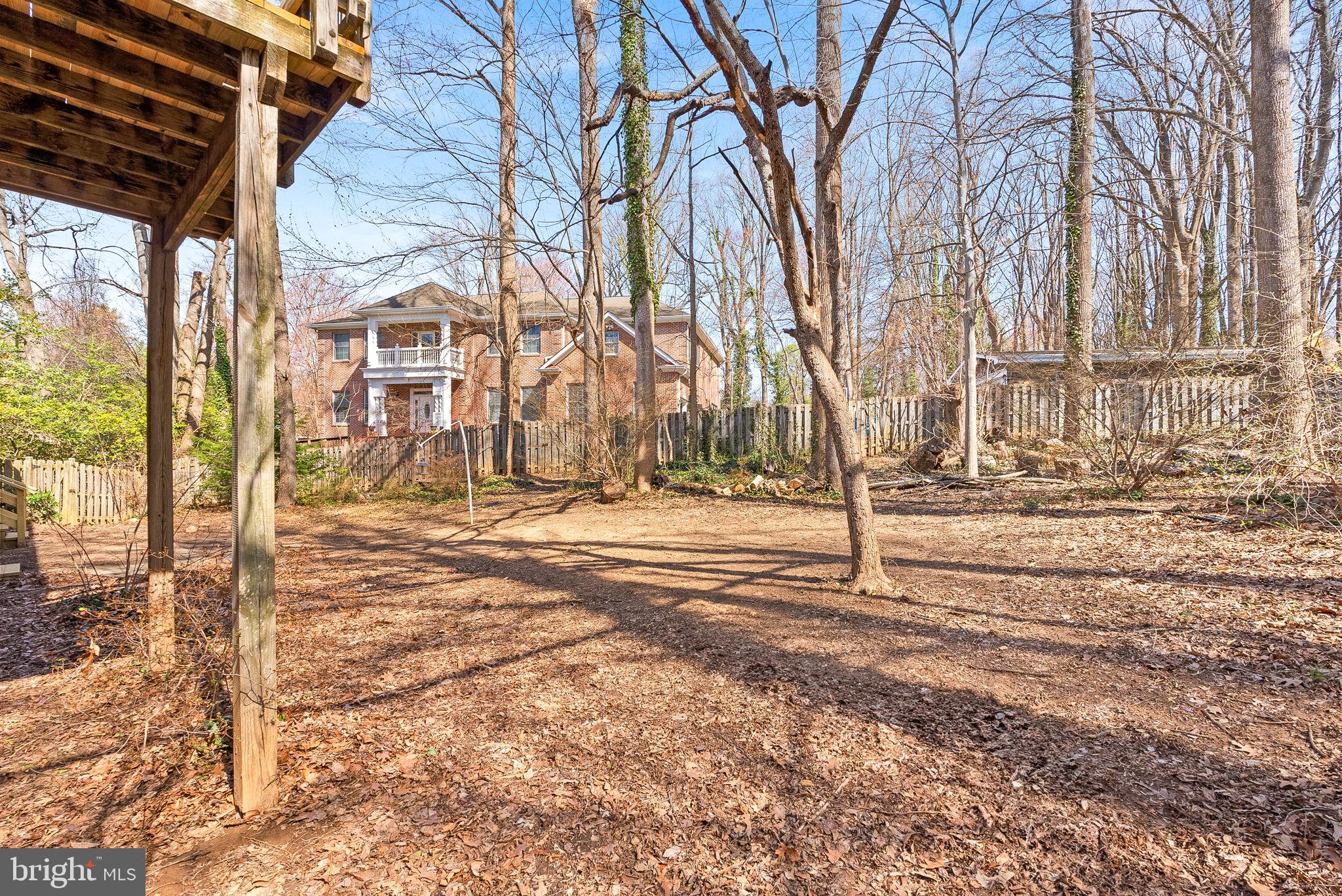 HUMMER WOODS ESTATES - Residential