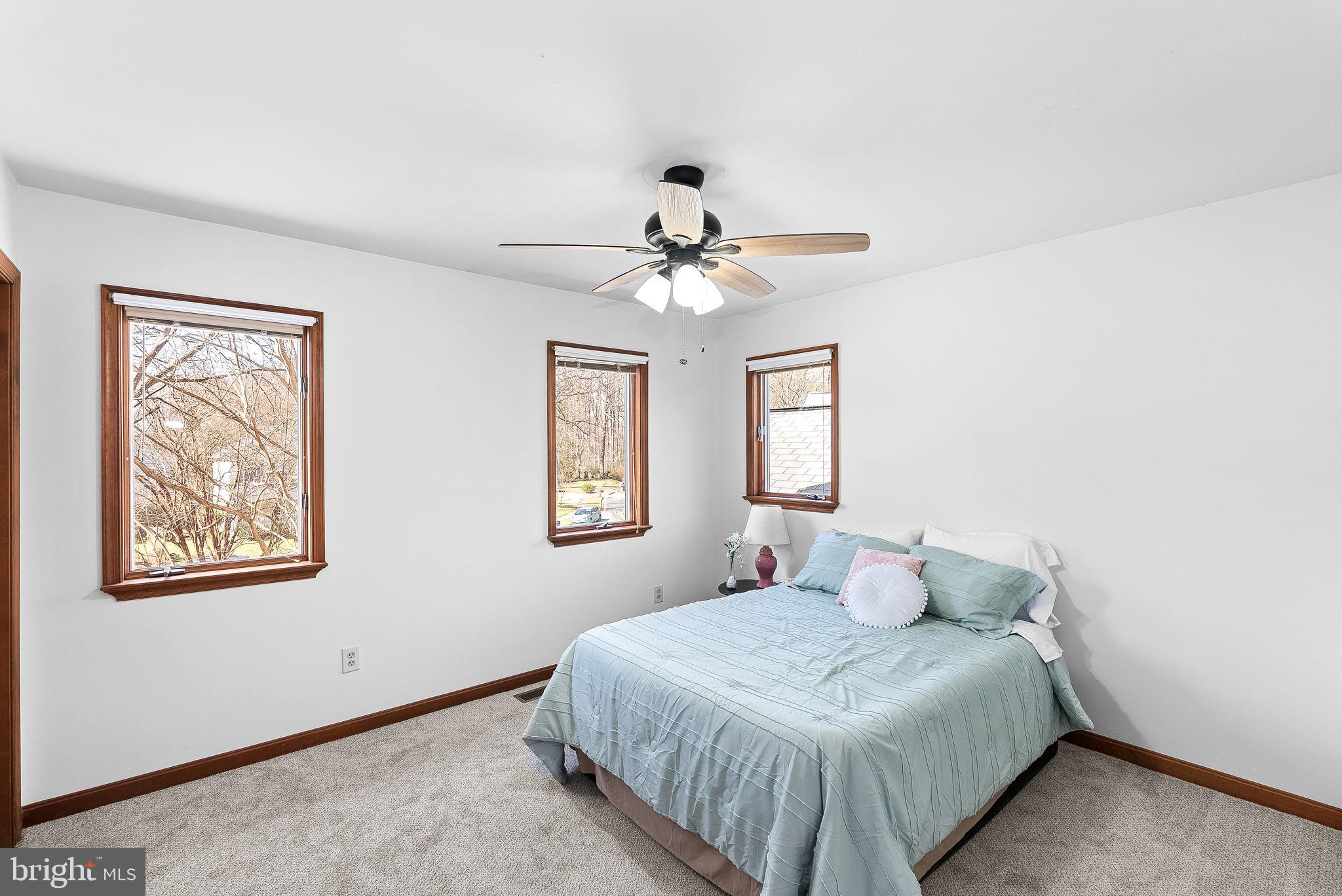 HUMMER WOODS ESTATES - Residential