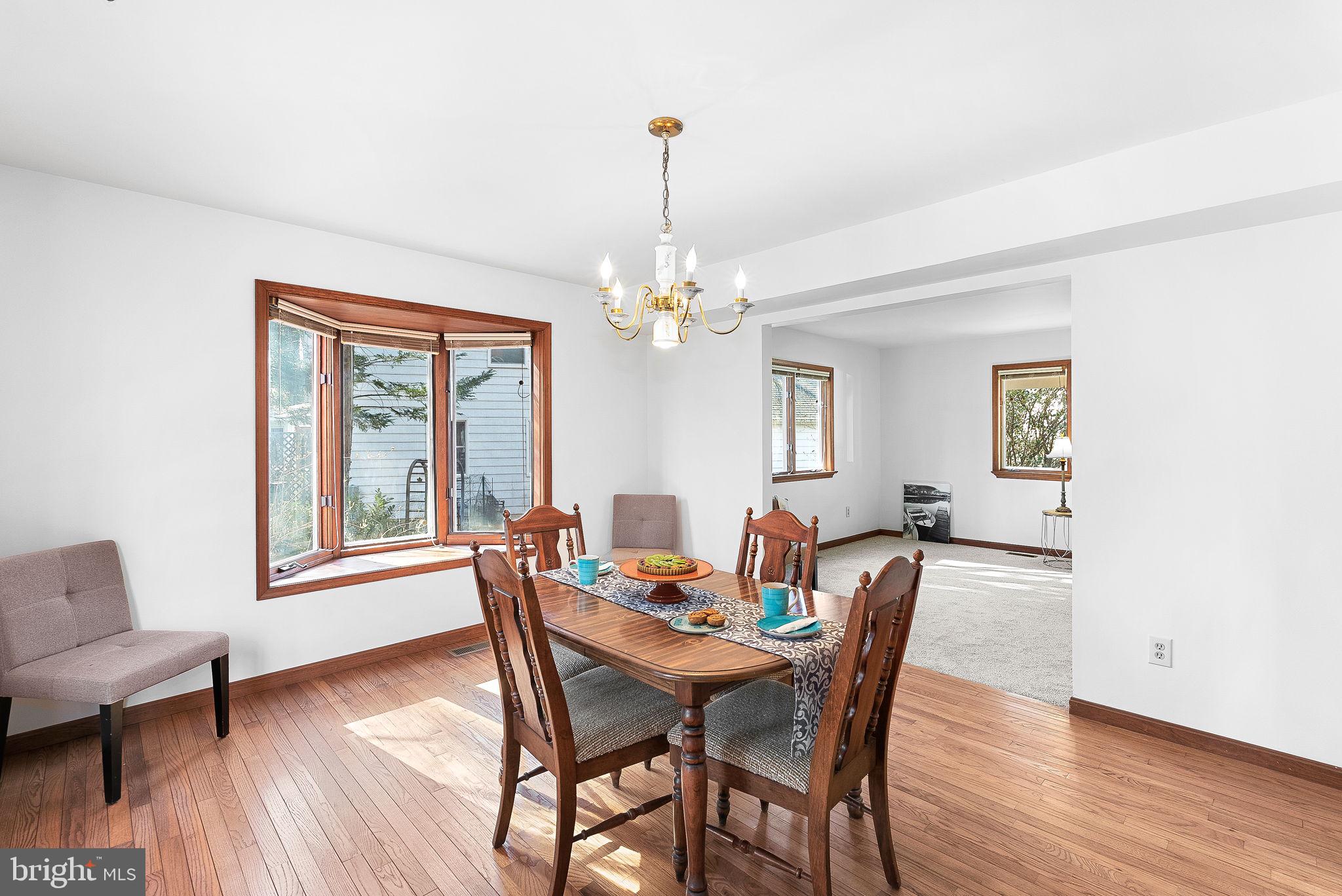 HUMMER WOODS ESTATES - Residential