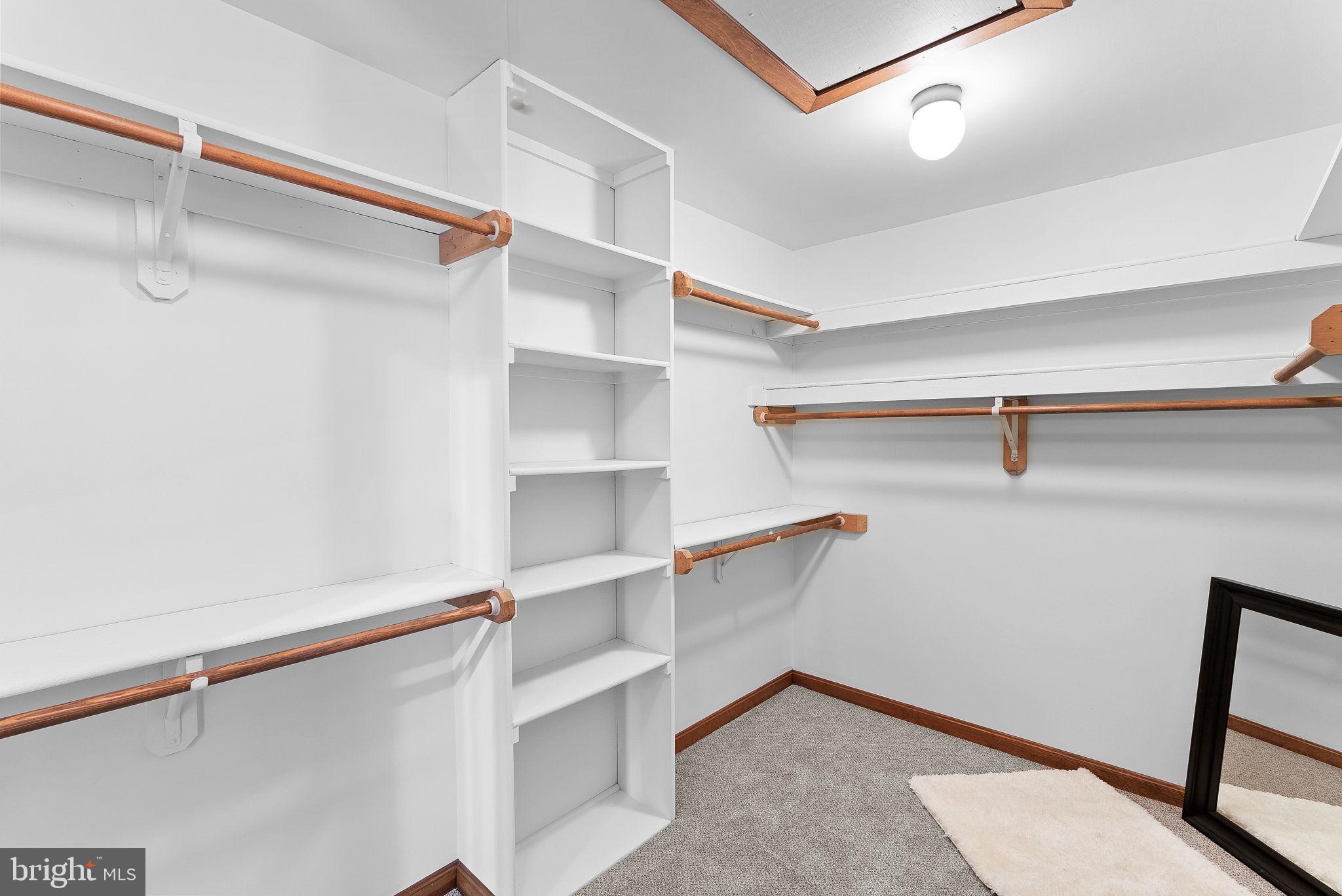 HUMMER WOODS ESTATES - Residential