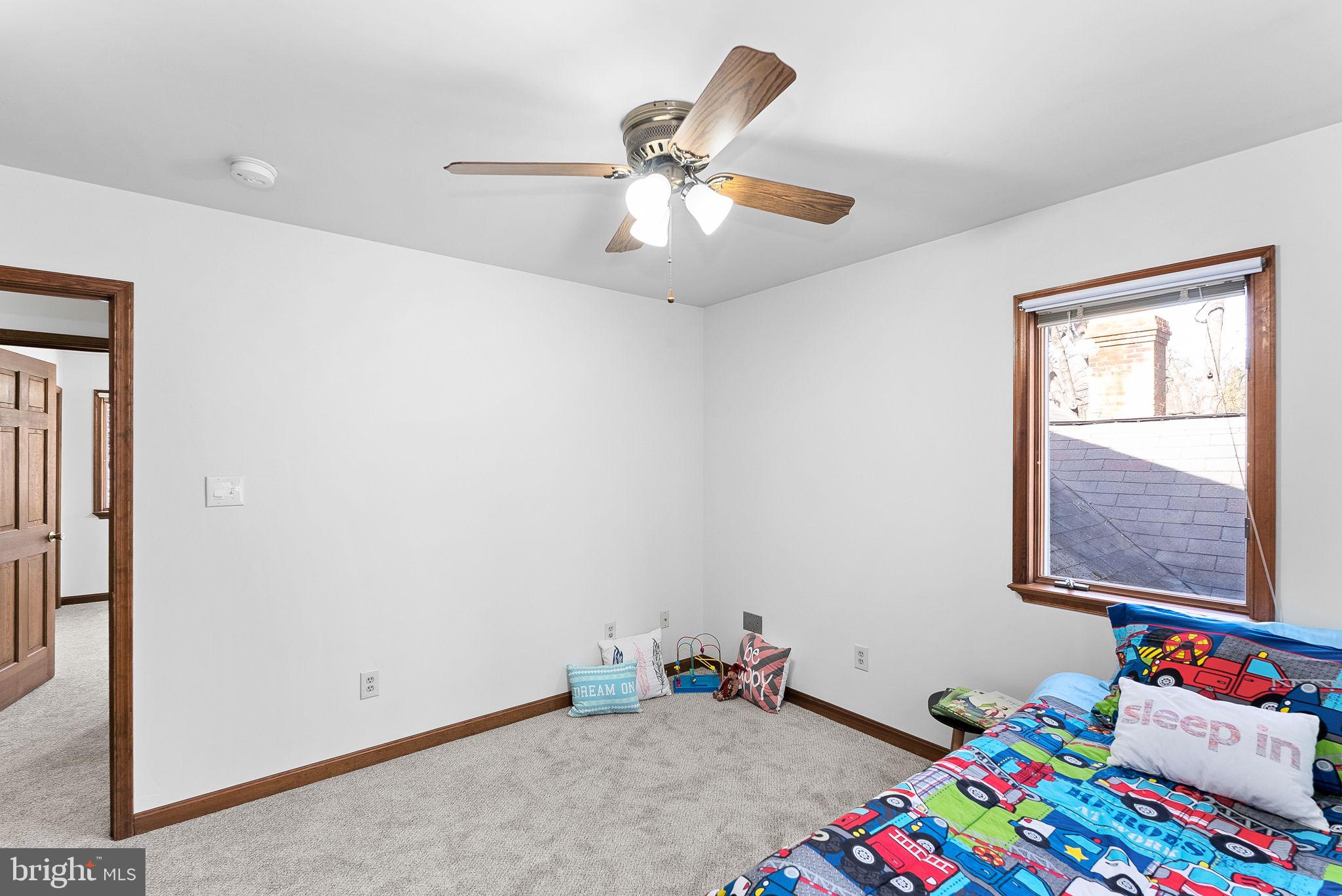 HUMMER WOODS ESTATES - Residential