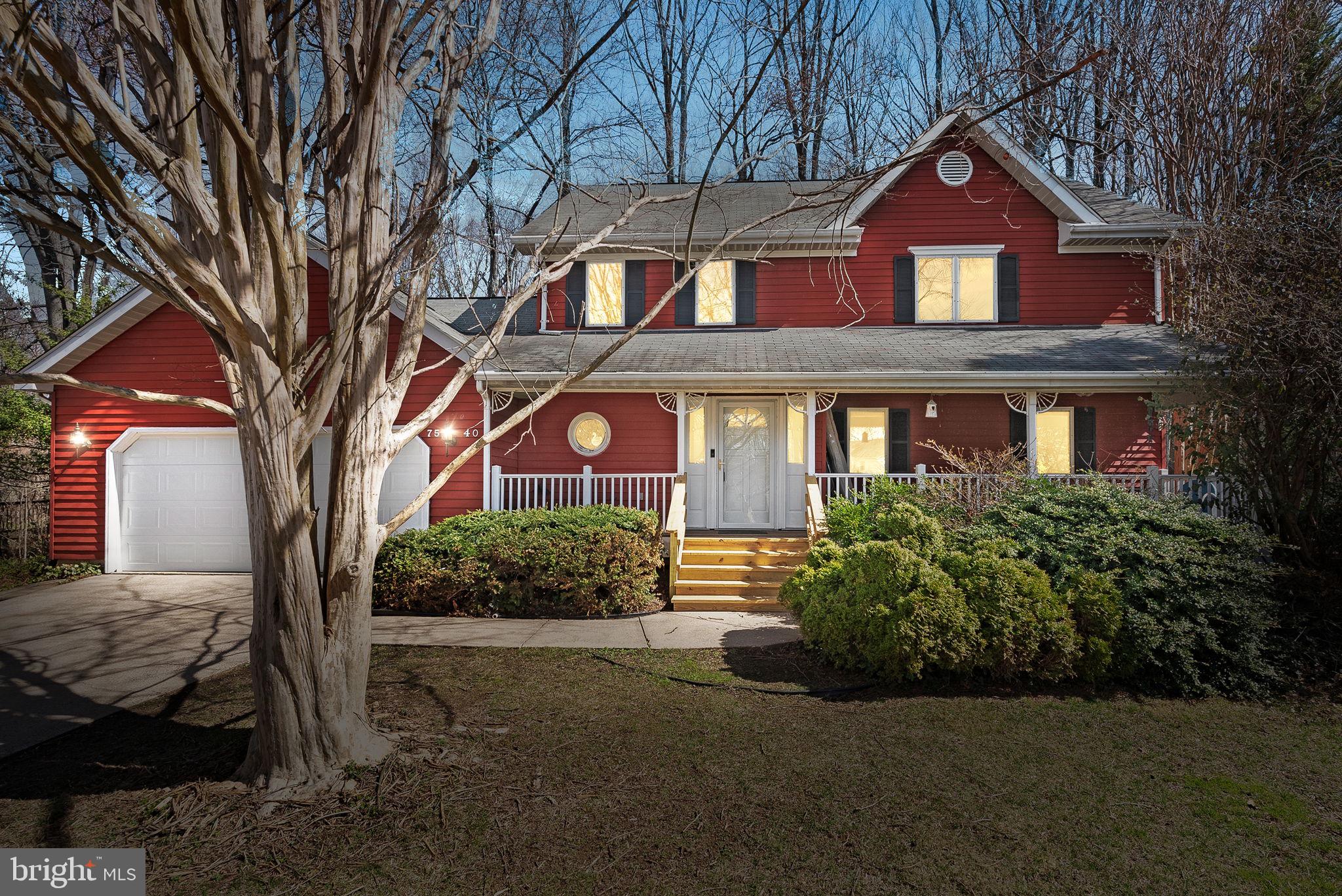 HUMMER WOODS ESTATES - Residential