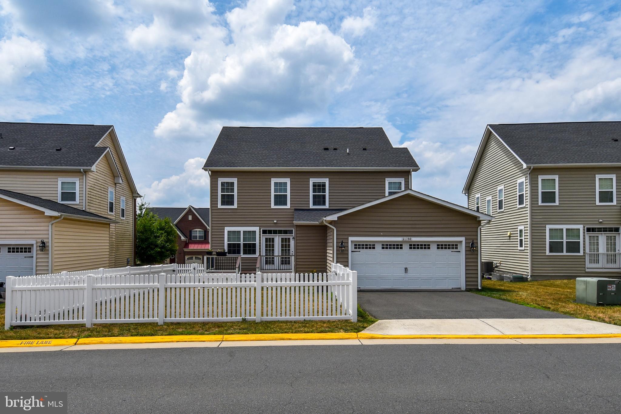 GOOSE CREEK PRESERVE - Residential Lease