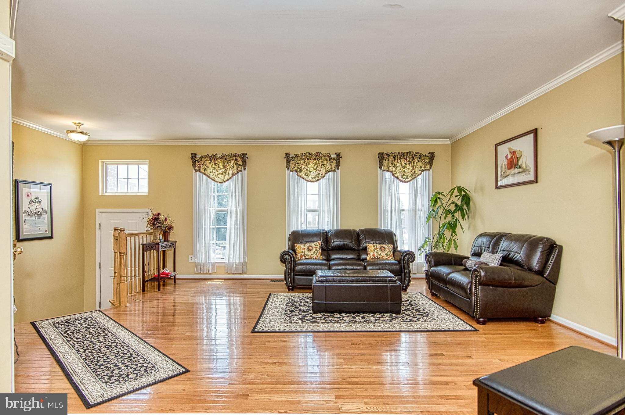 SOUTH RIDING - Residential