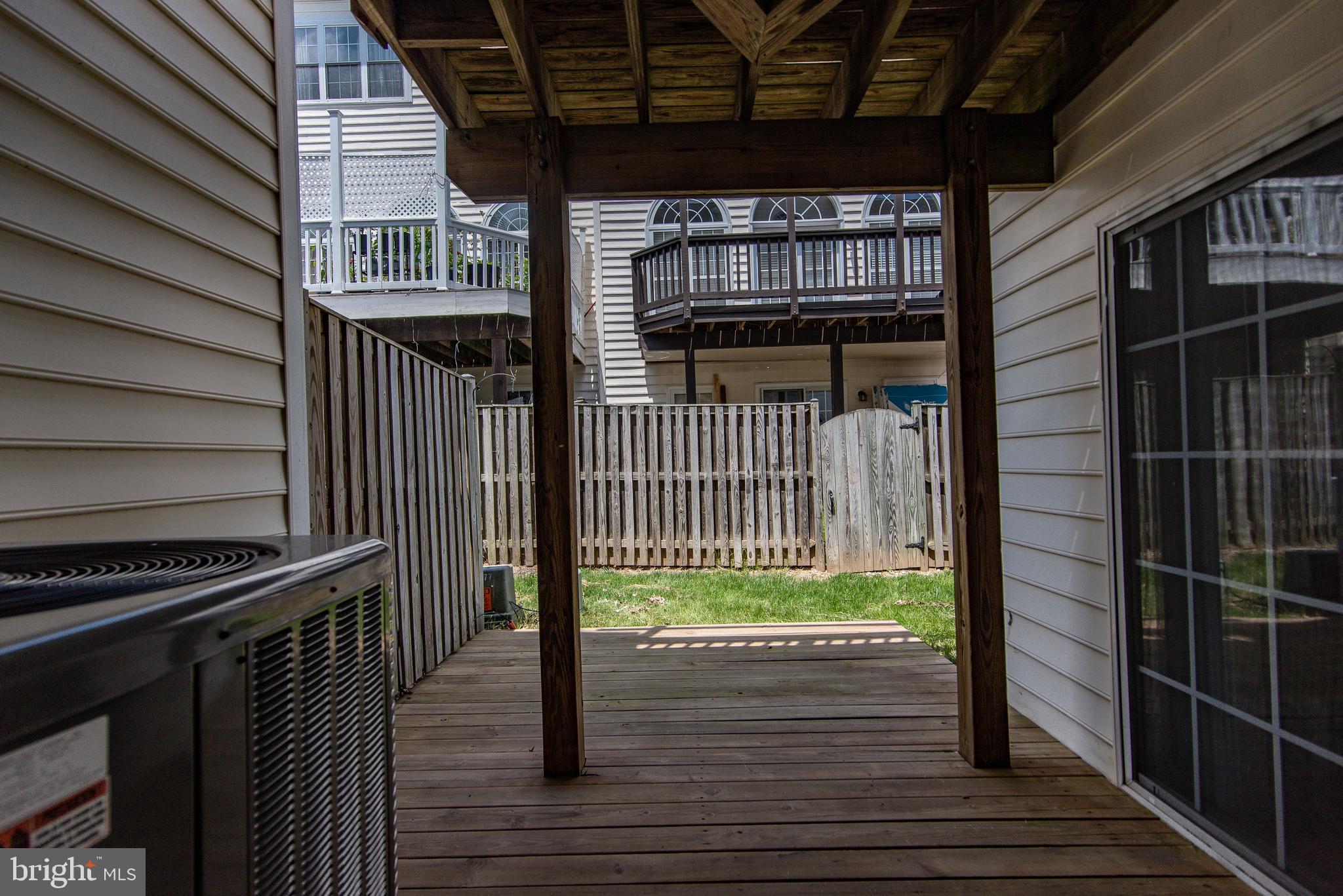 SOUTH RIDING - Residential