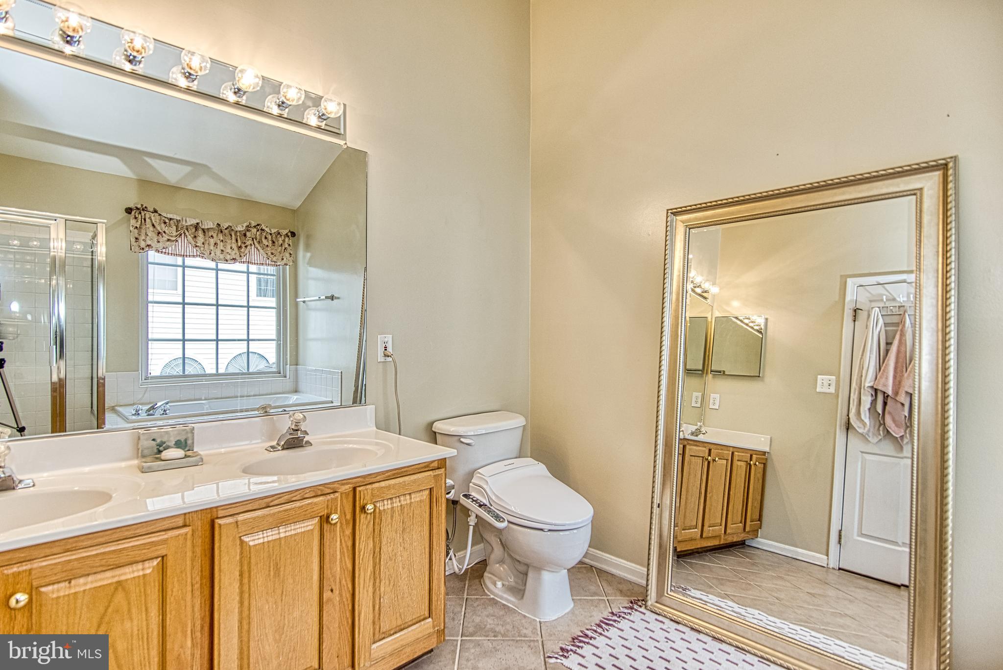 SOUTH RIDING - Residential