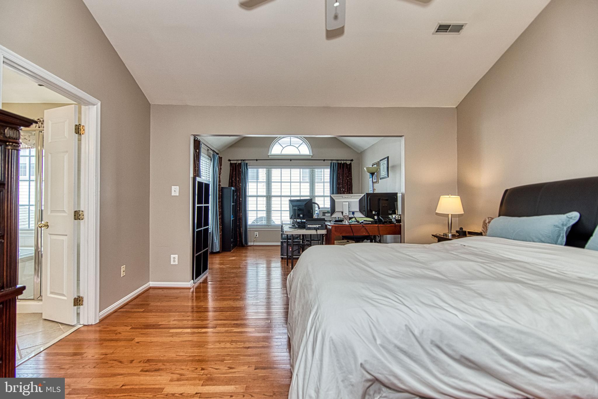 SOUTH RIDING - Residential