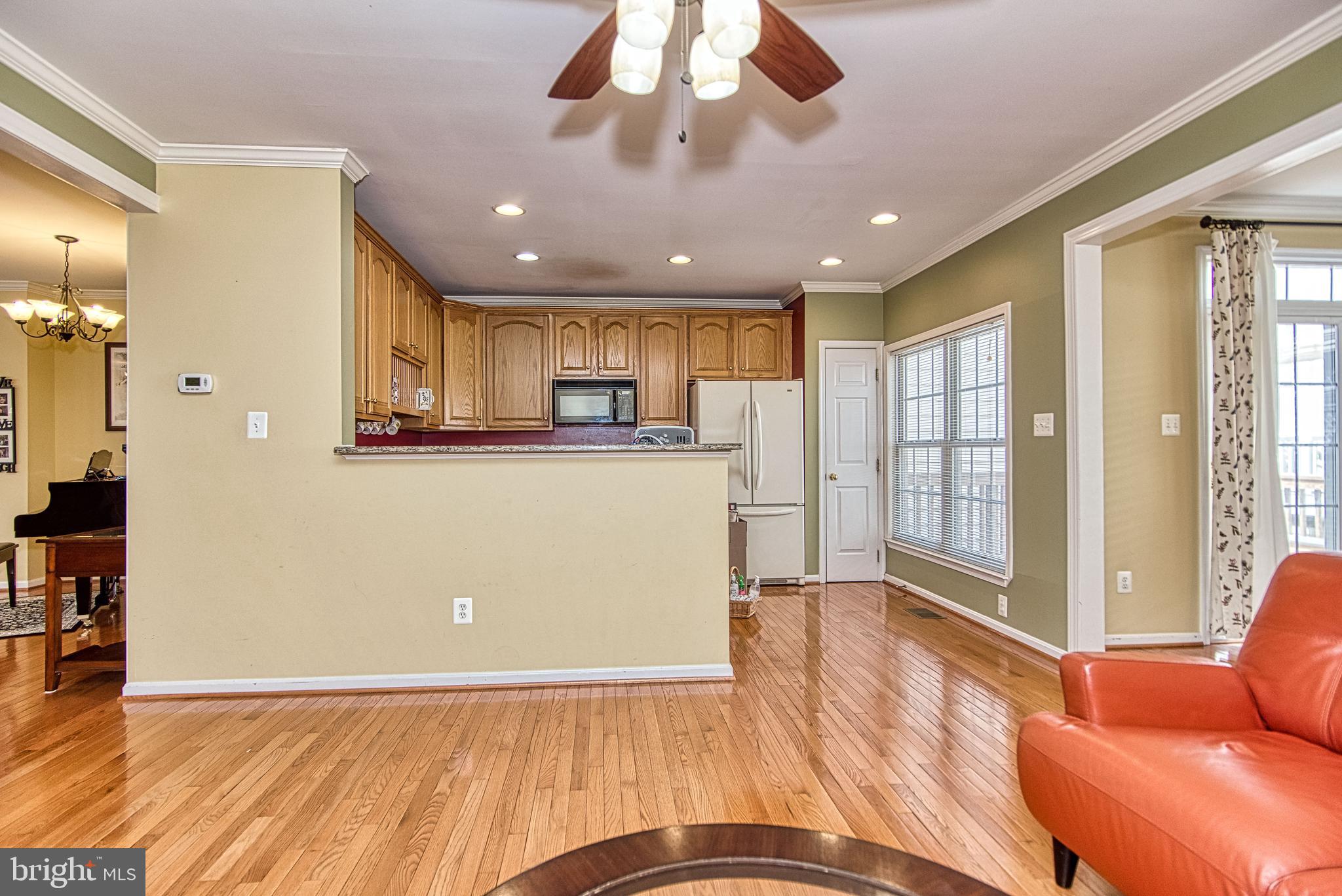 SOUTH RIDING - Residential