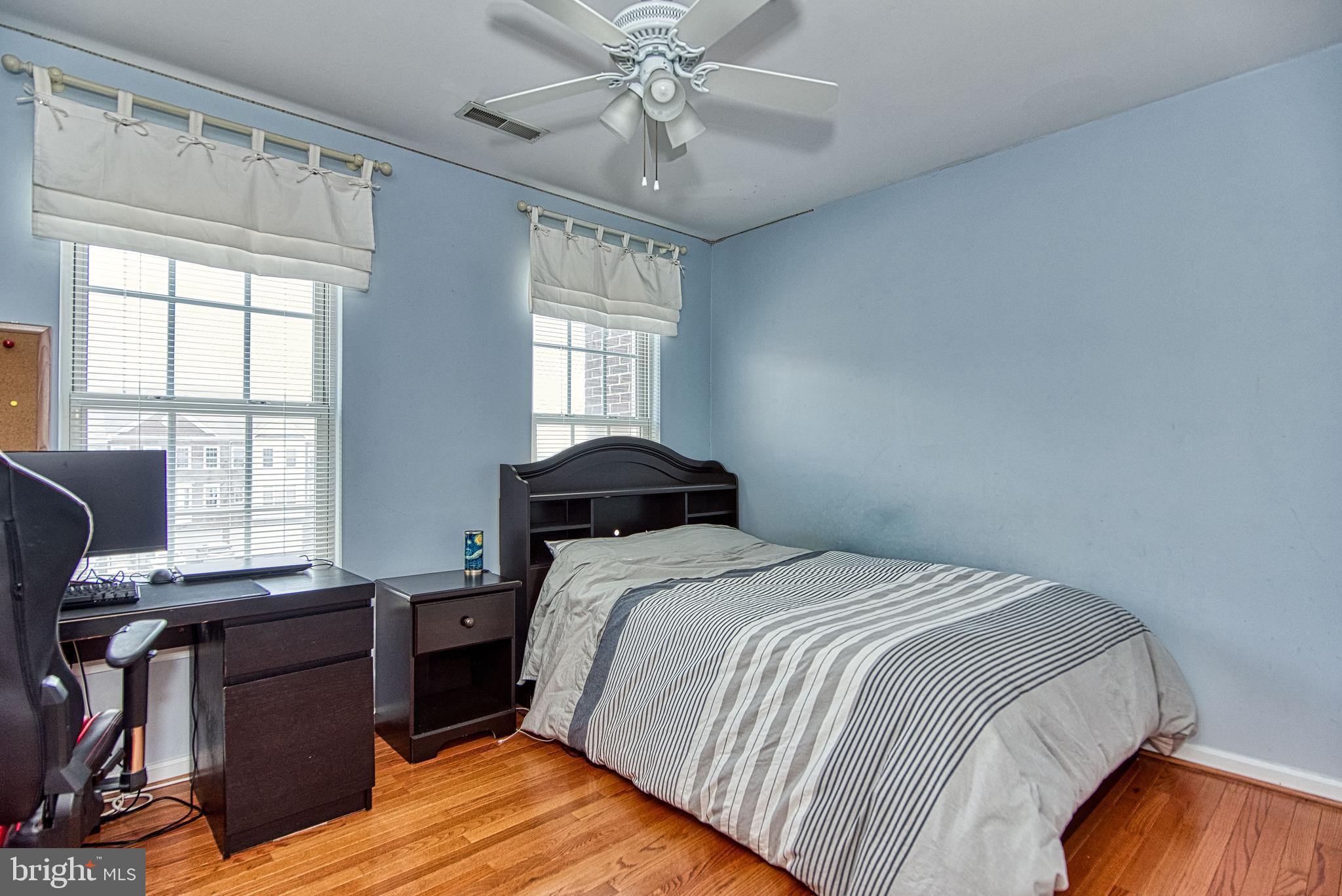 SOUTH RIDING - Residential