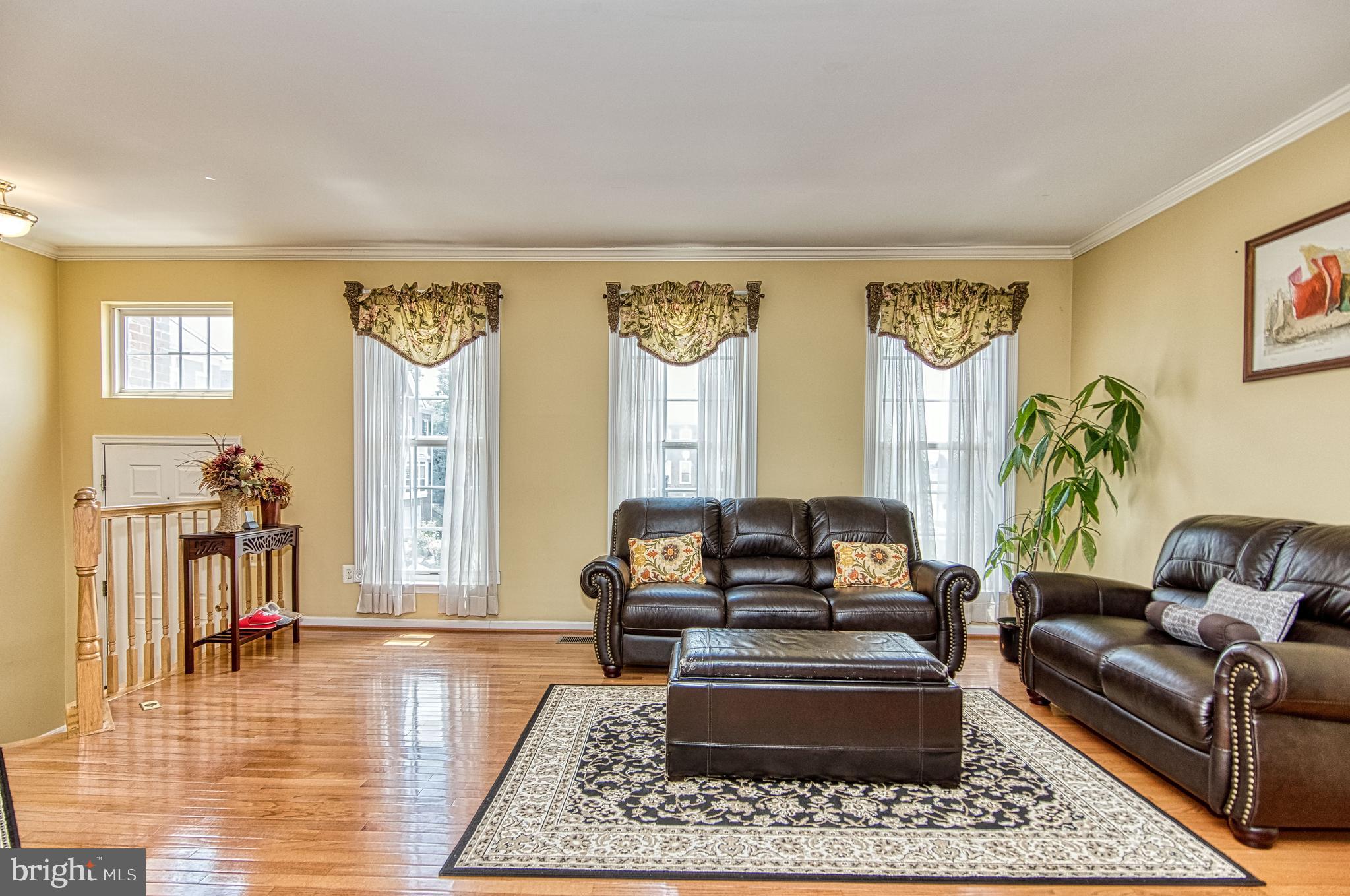 SOUTH RIDING - Residential