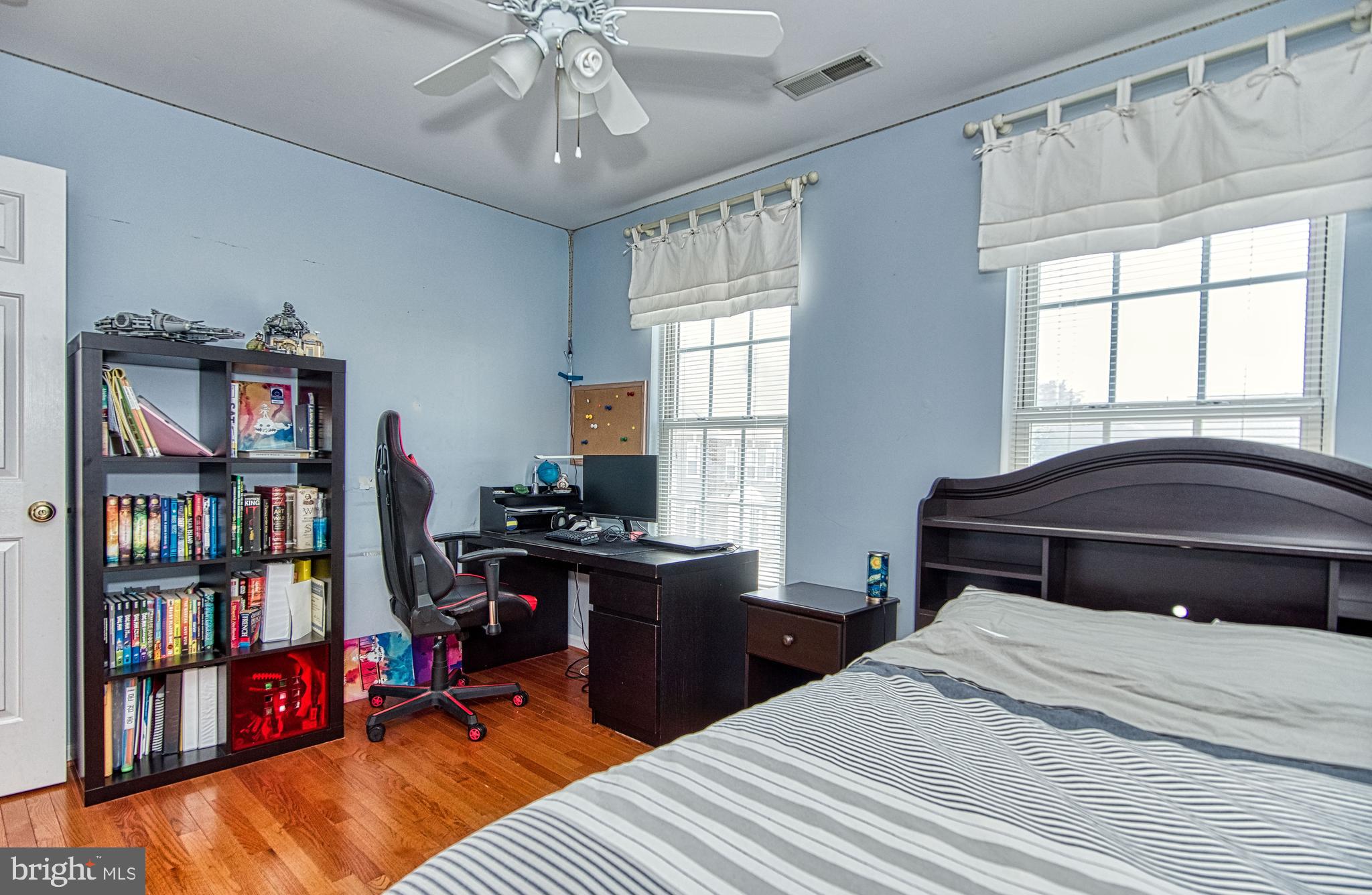 SOUTH RIDING - Residential