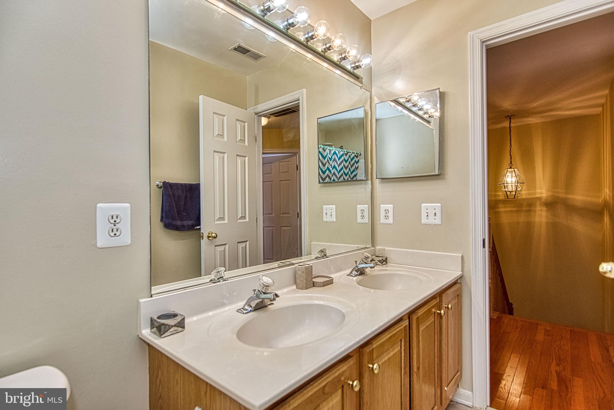 SOUTH RIDING - Residential