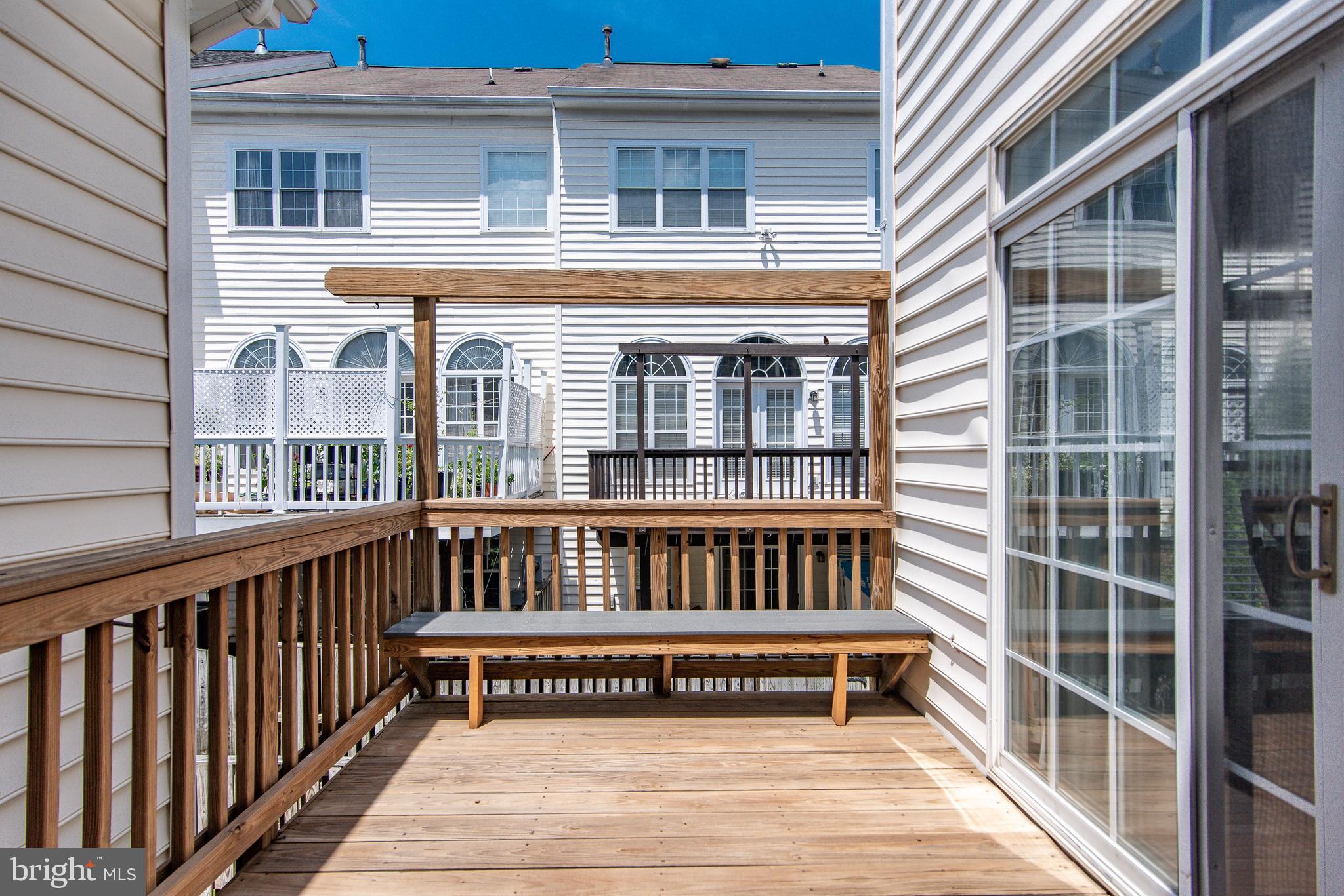 SOUTH RIDING - Residential