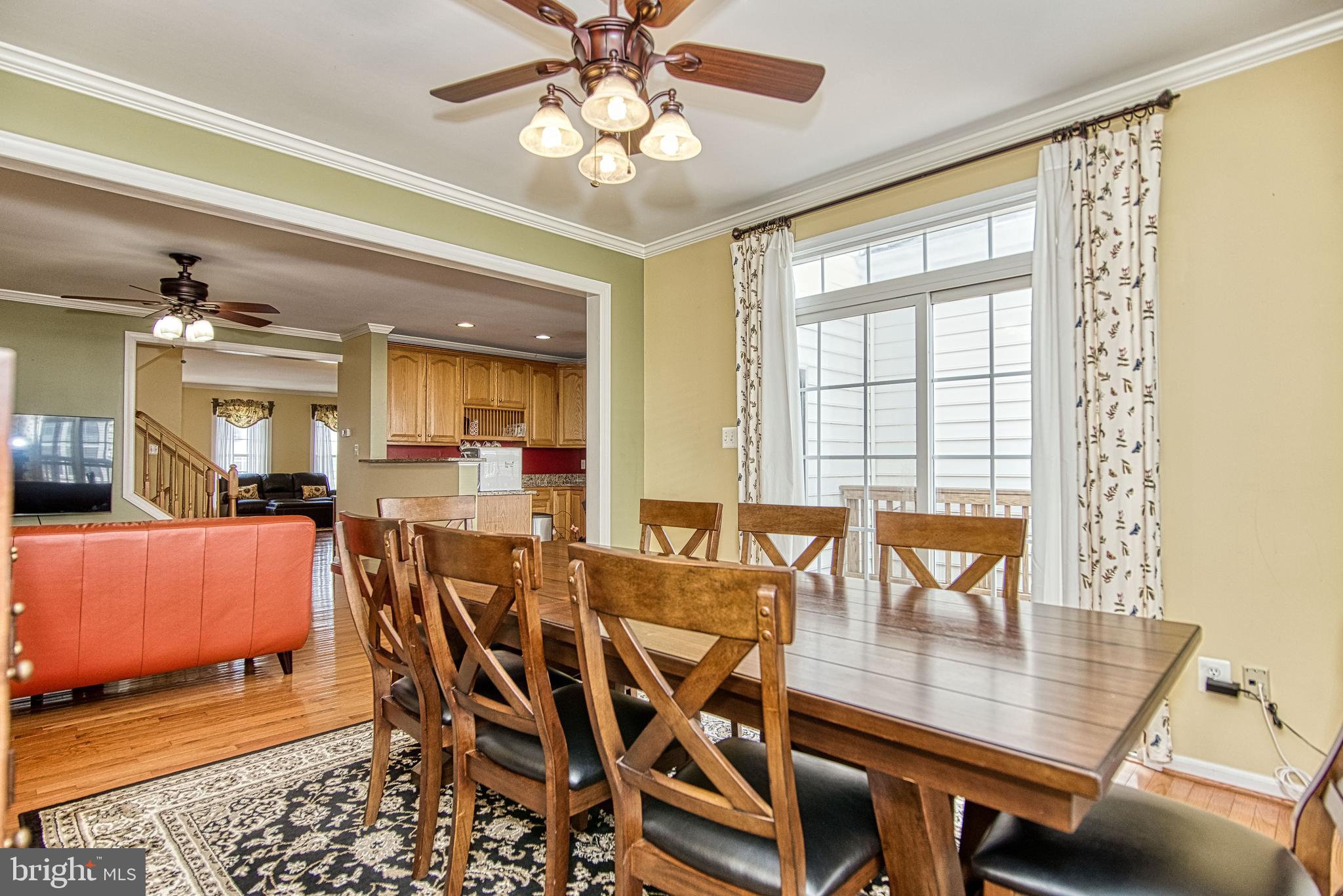 SOUTH RIDING - Residential