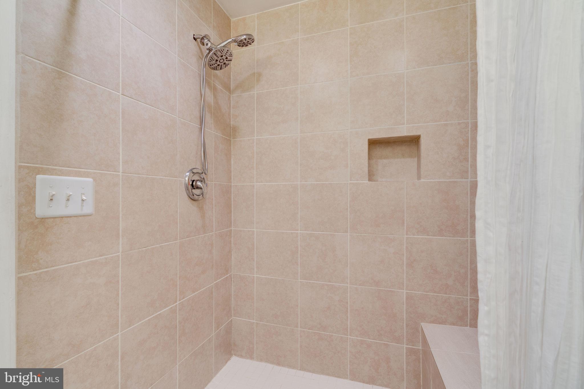 PRINCETON WOODS - Residential