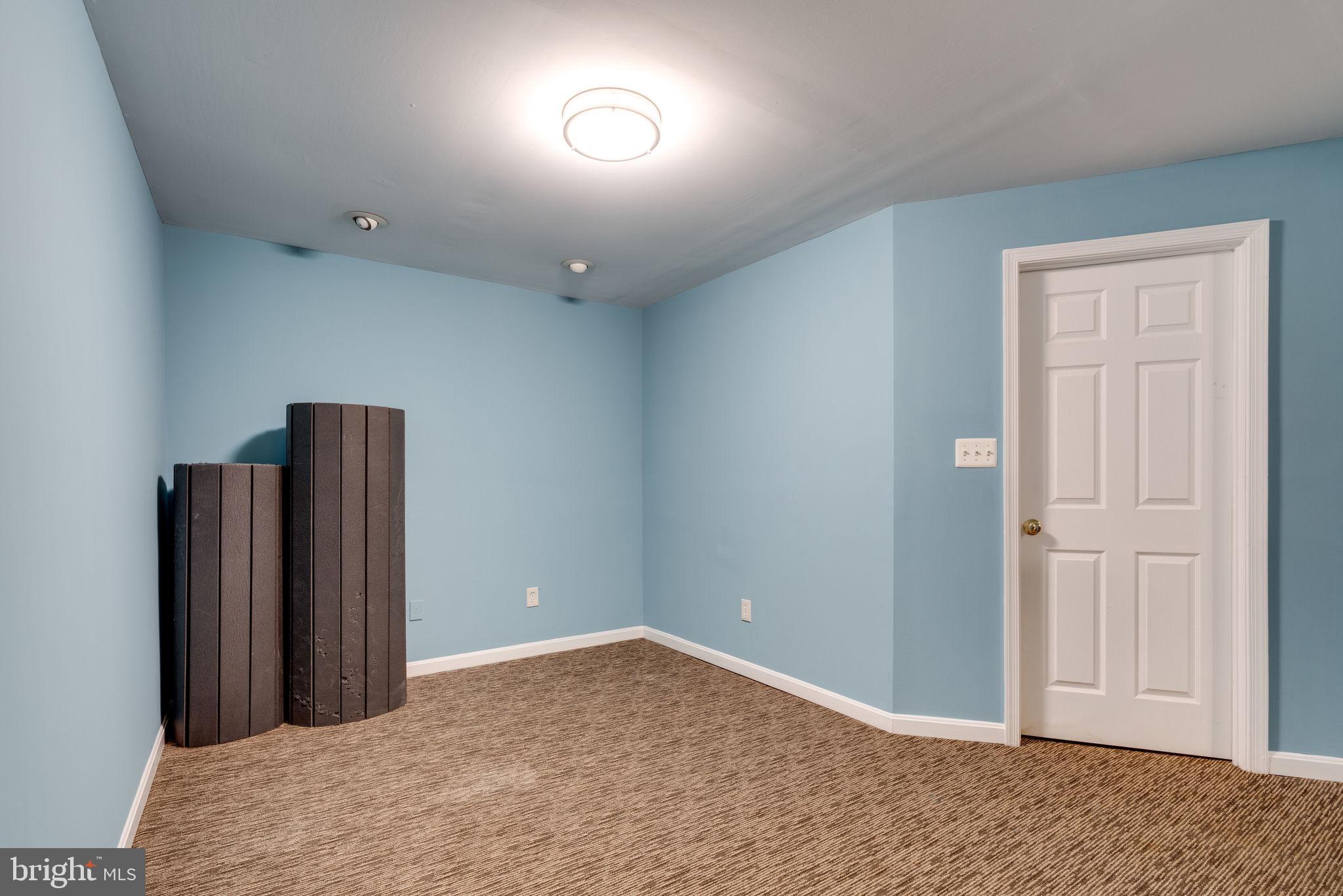 PRINCETON WOODS - Residential