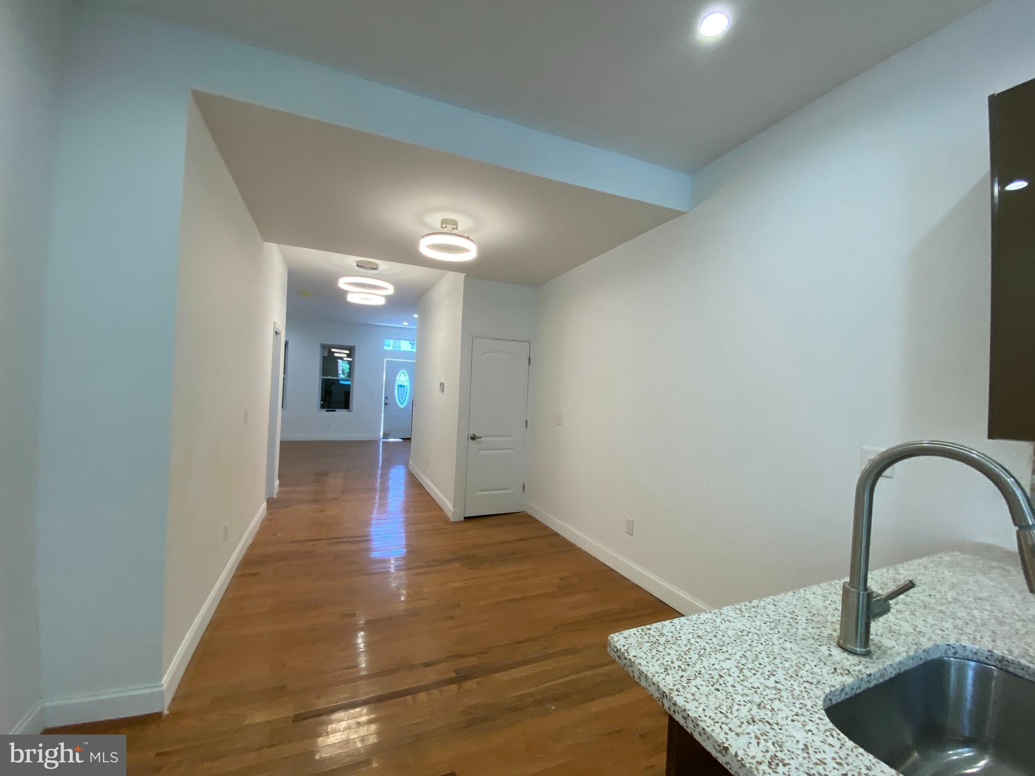 STRAWBERRY MANSION - Residential