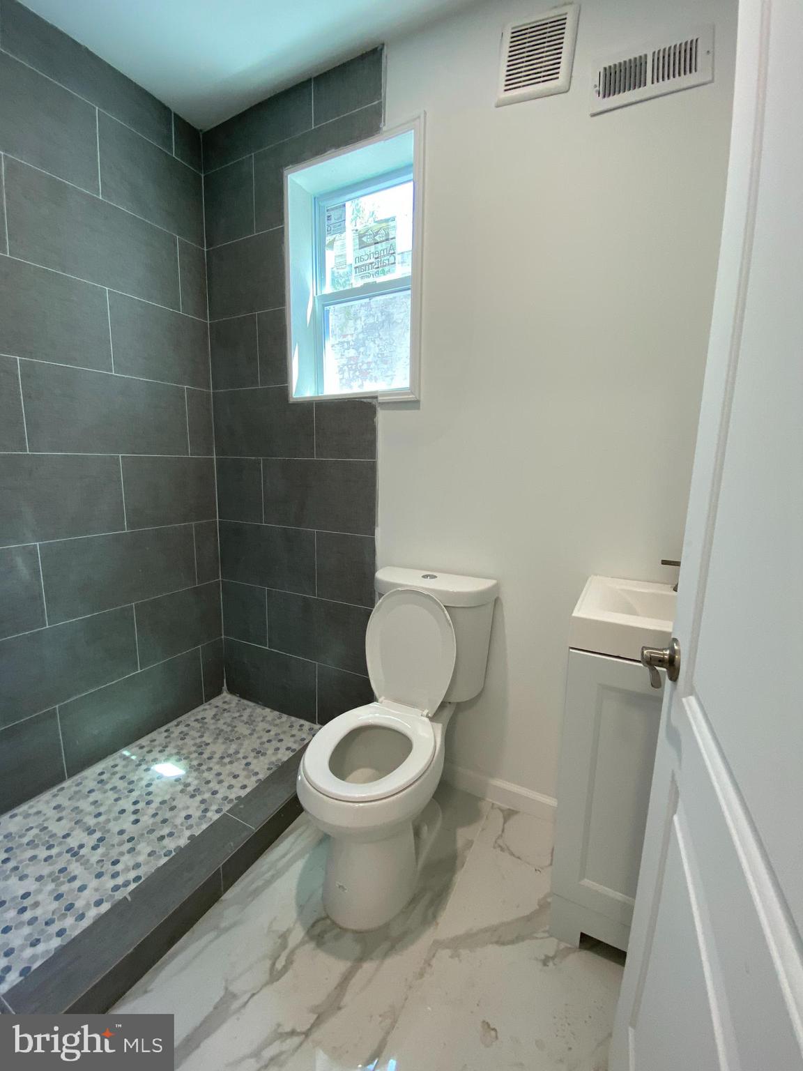 STRAWBERRY MANSION - Residential