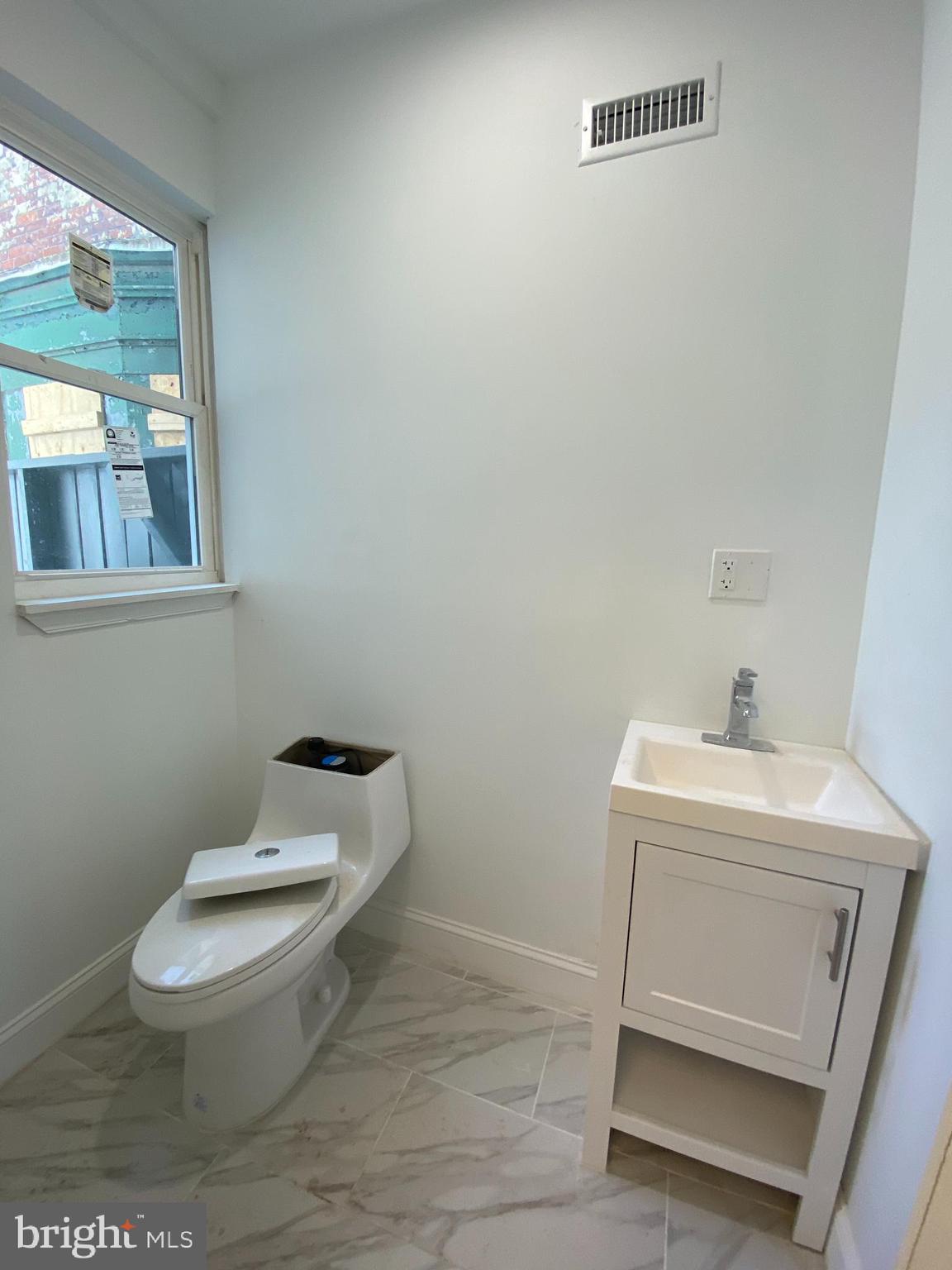 STRAWBERRY MANSION - Residential