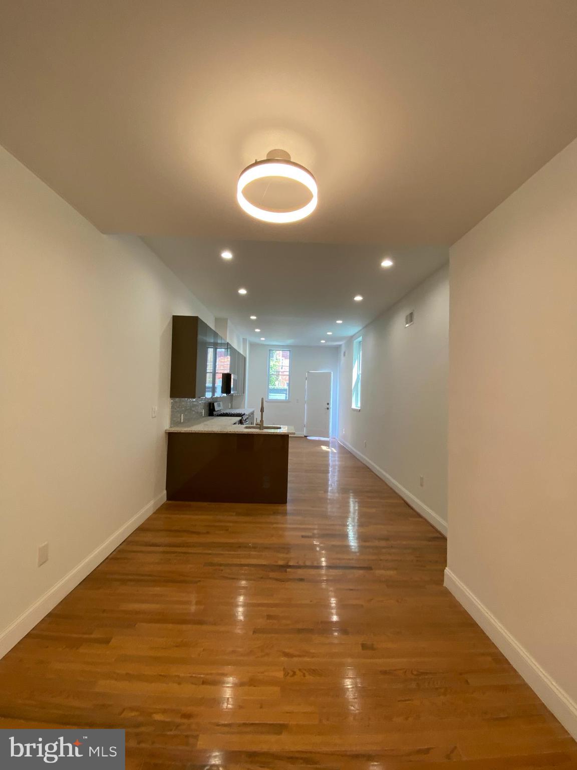 STRAWBERRY MANSION - Residential