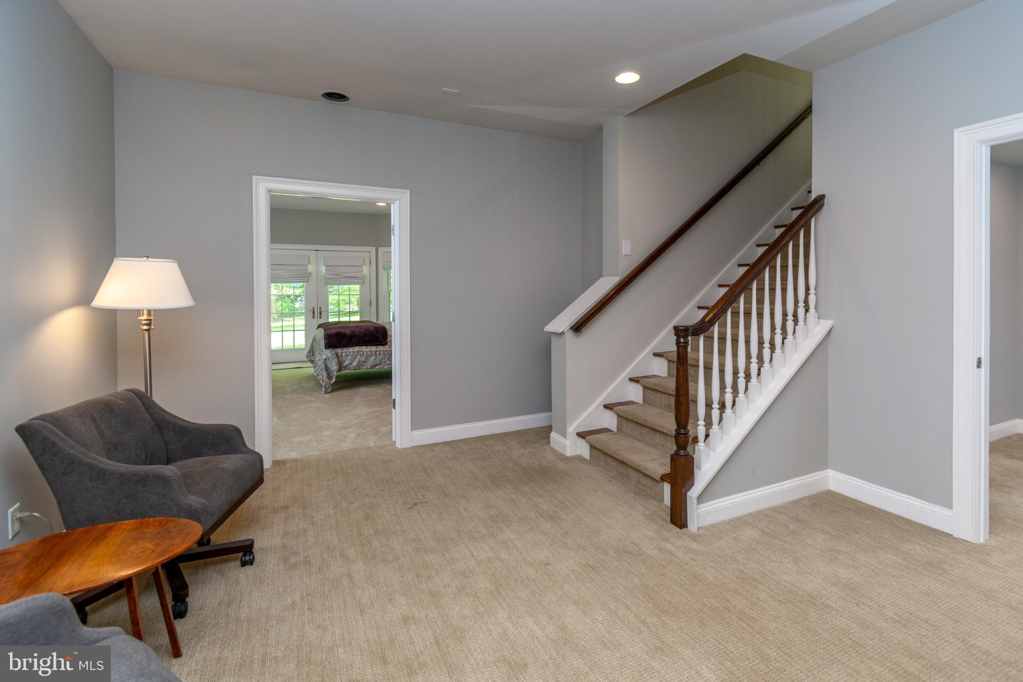 STONE MOUNT @ JERI - Residential