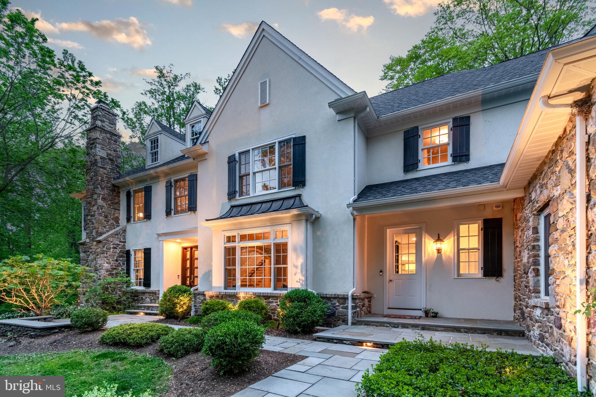 STONE MOUNT @ JERI - Residential