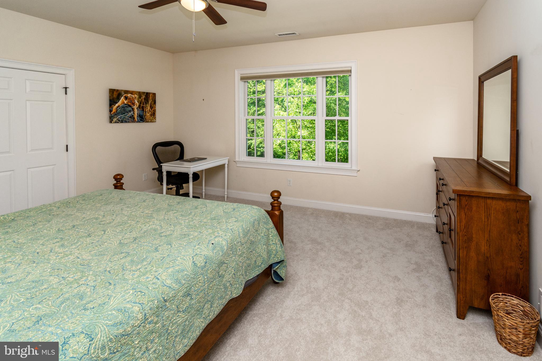 STONE MOUNT @ JERI - Residential