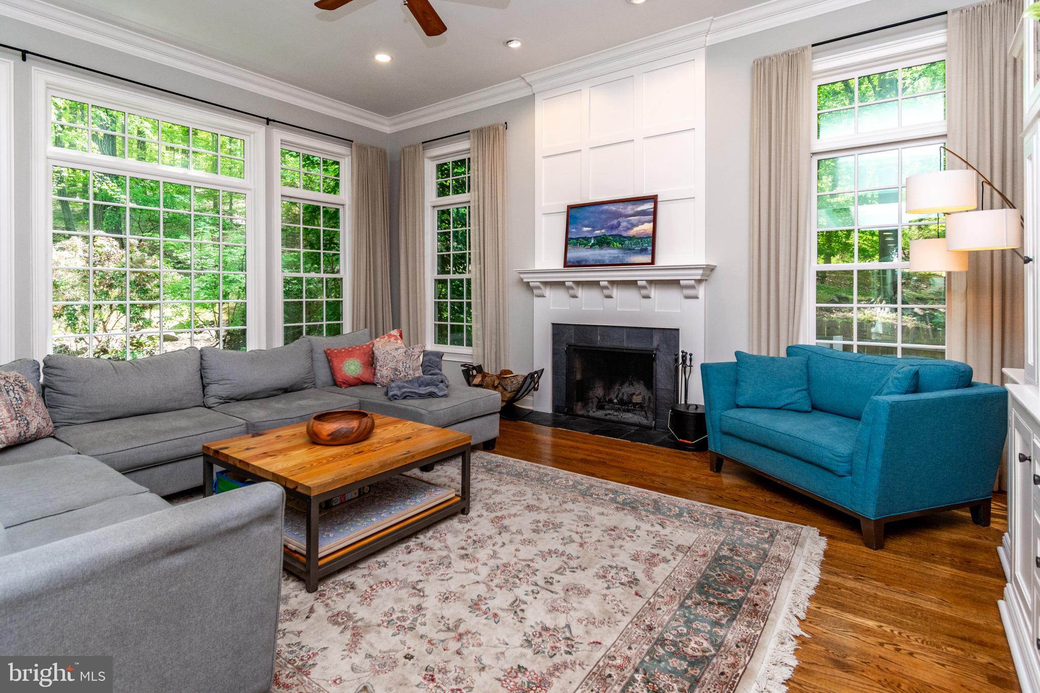 STONE MOUNT @ JERI - Residential