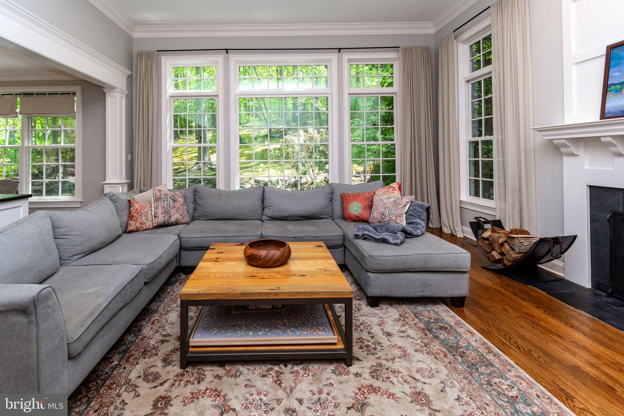 STONE MOUNT @ JERI - Residential