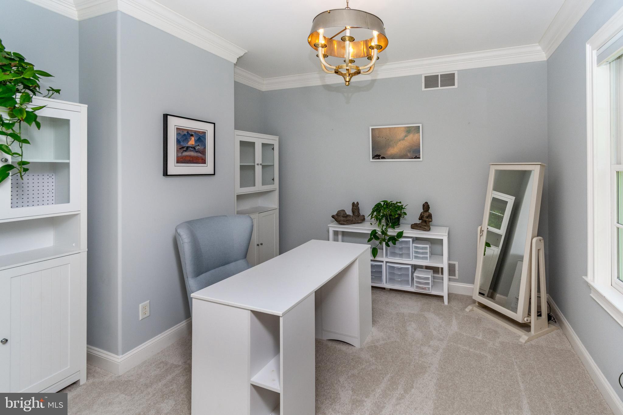 STONE MOUNT @ JERI - Residential