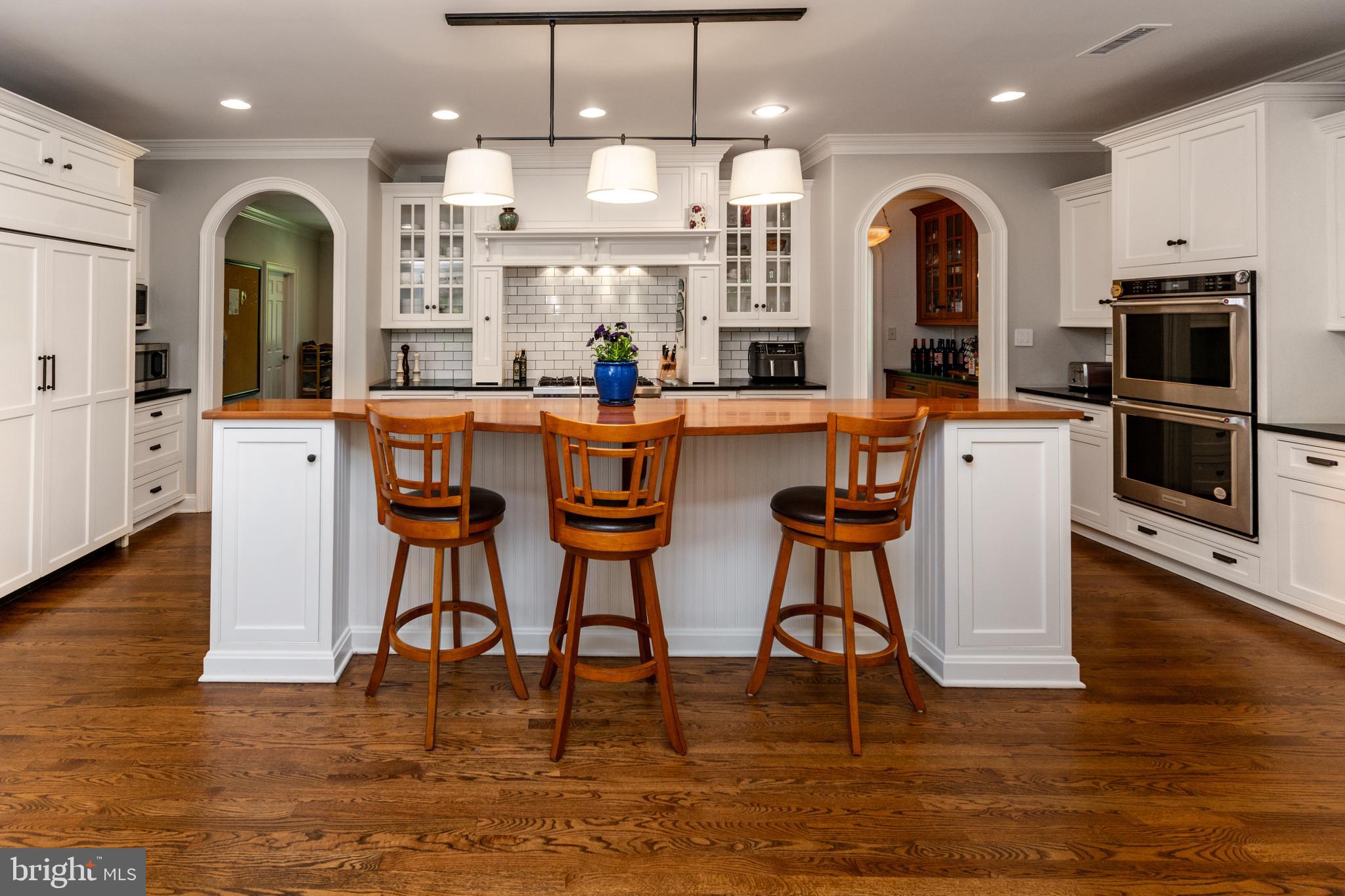 STONE MOUNT @ JERI - Residential