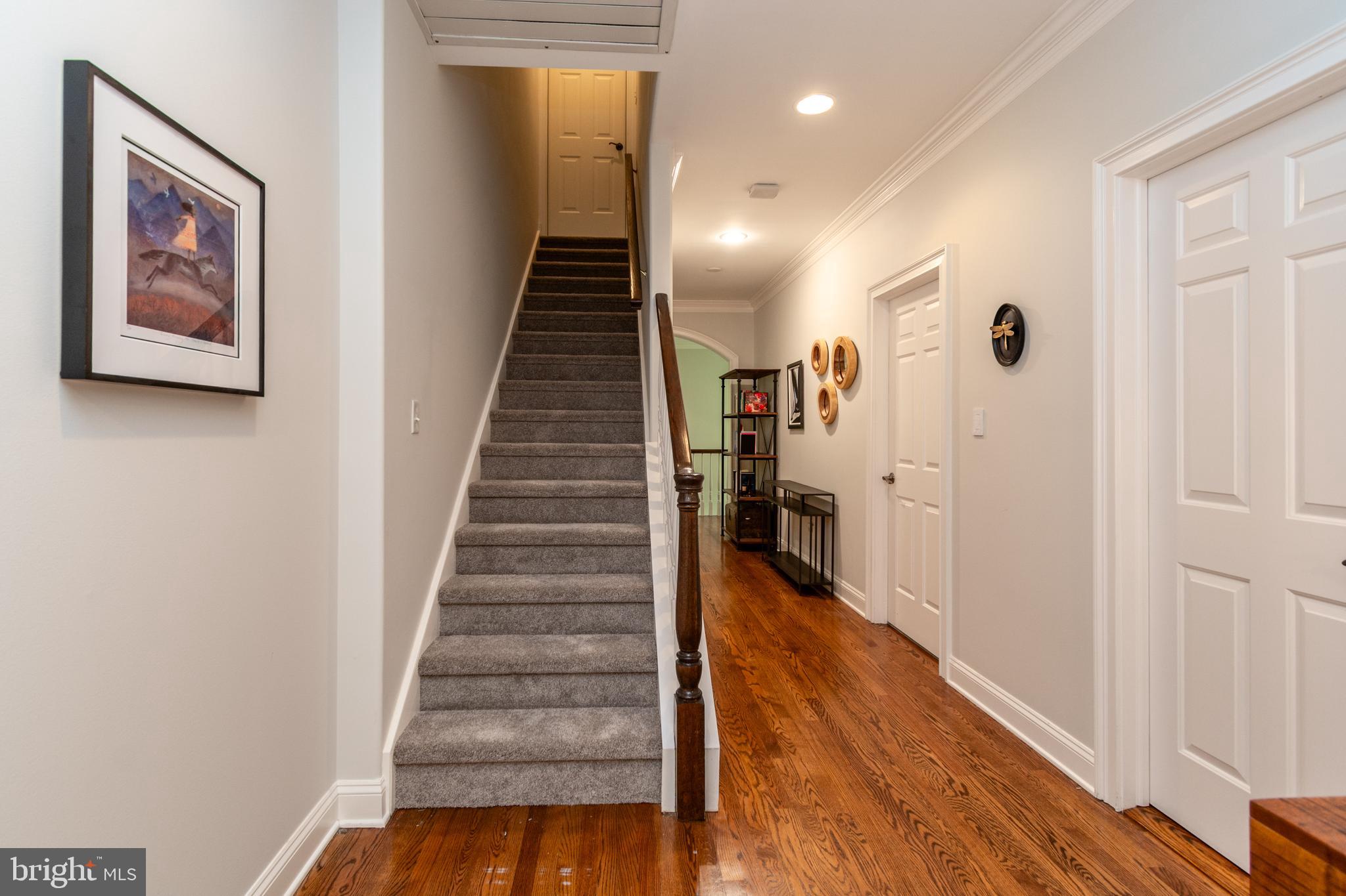 STONE MOUNT @ JERI - Residential