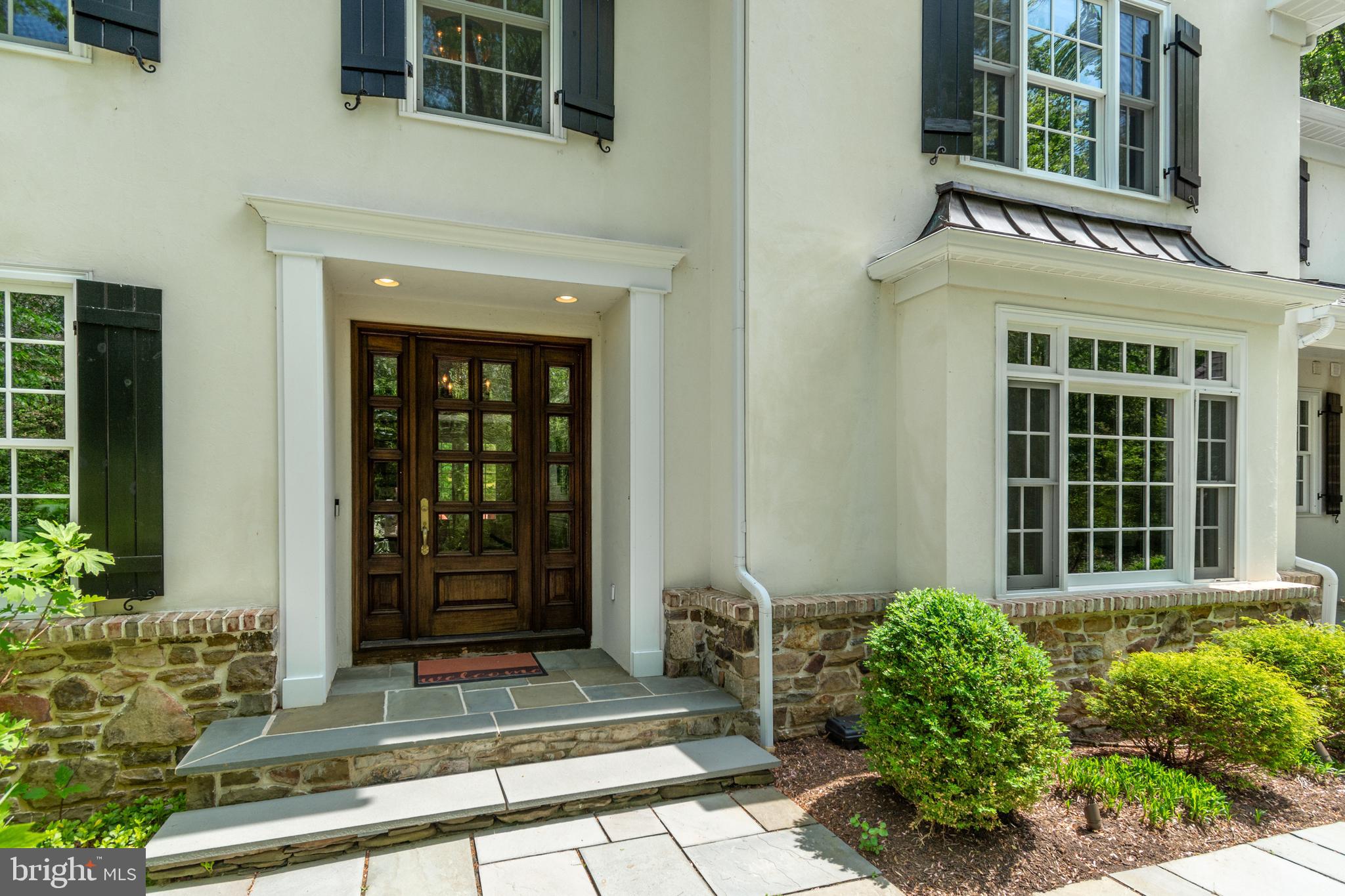 STONE MOUNT @ JERI - Residential