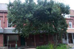 1321 REDWOOD LANE