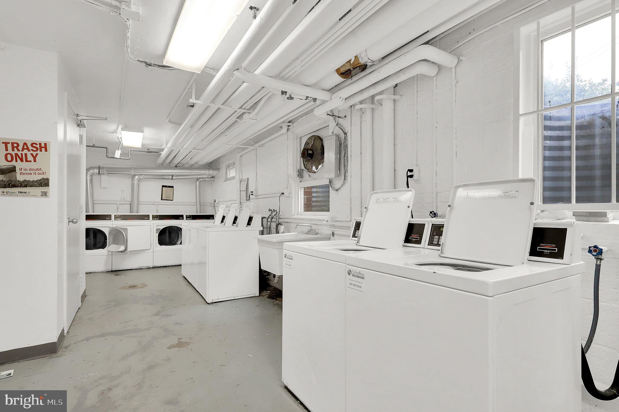 PARKSIDE CONDOMINIUMS - Residential