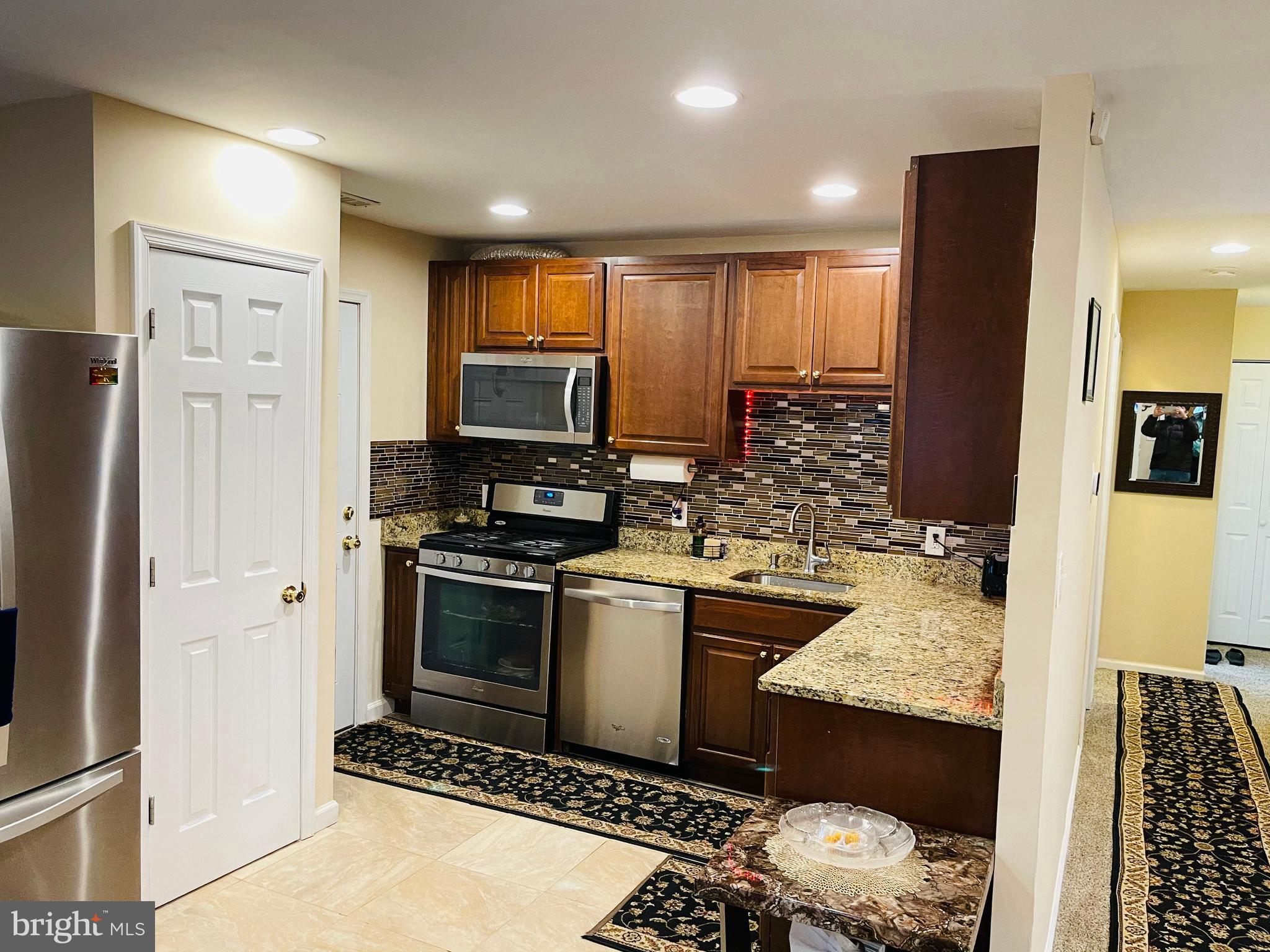 REGENT PARK - Residential