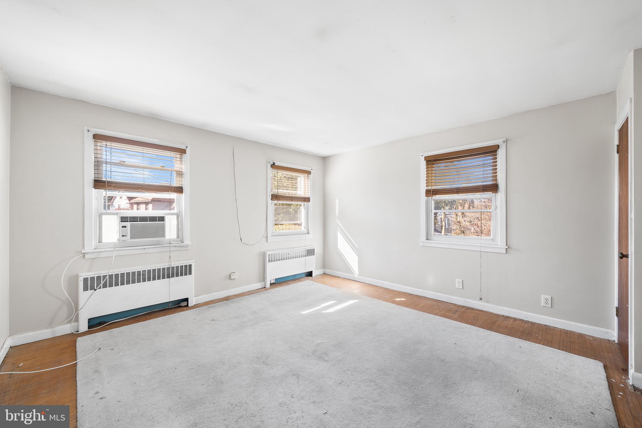 ELKINS PARK - Residential Lease