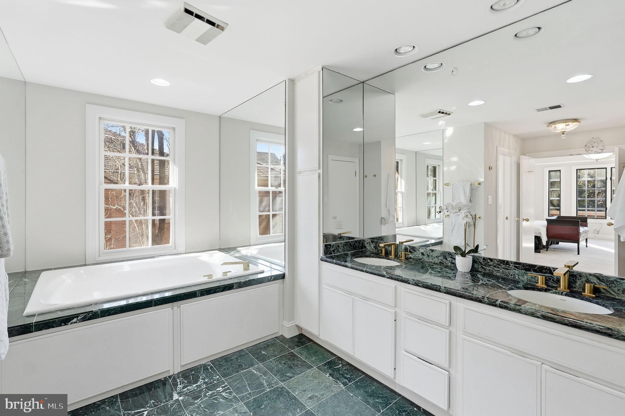 AVENEL - Residential