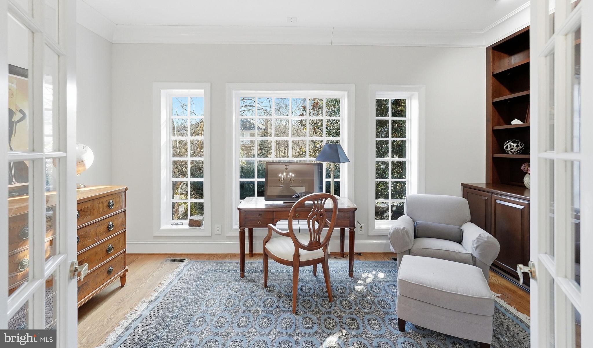 10033 CHARTWELL MANOR