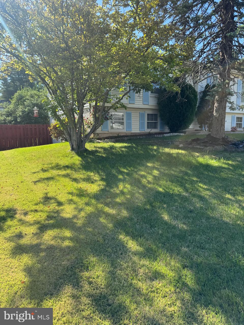 CRESTBROOK - Residential
