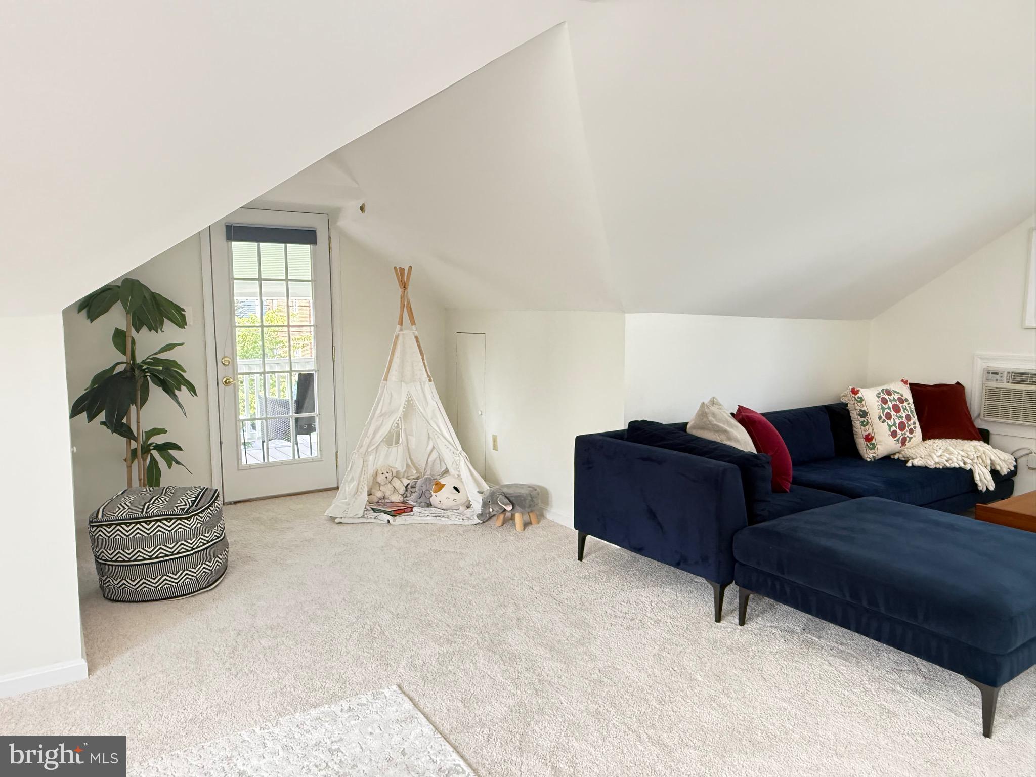 DEL RAY - Residential