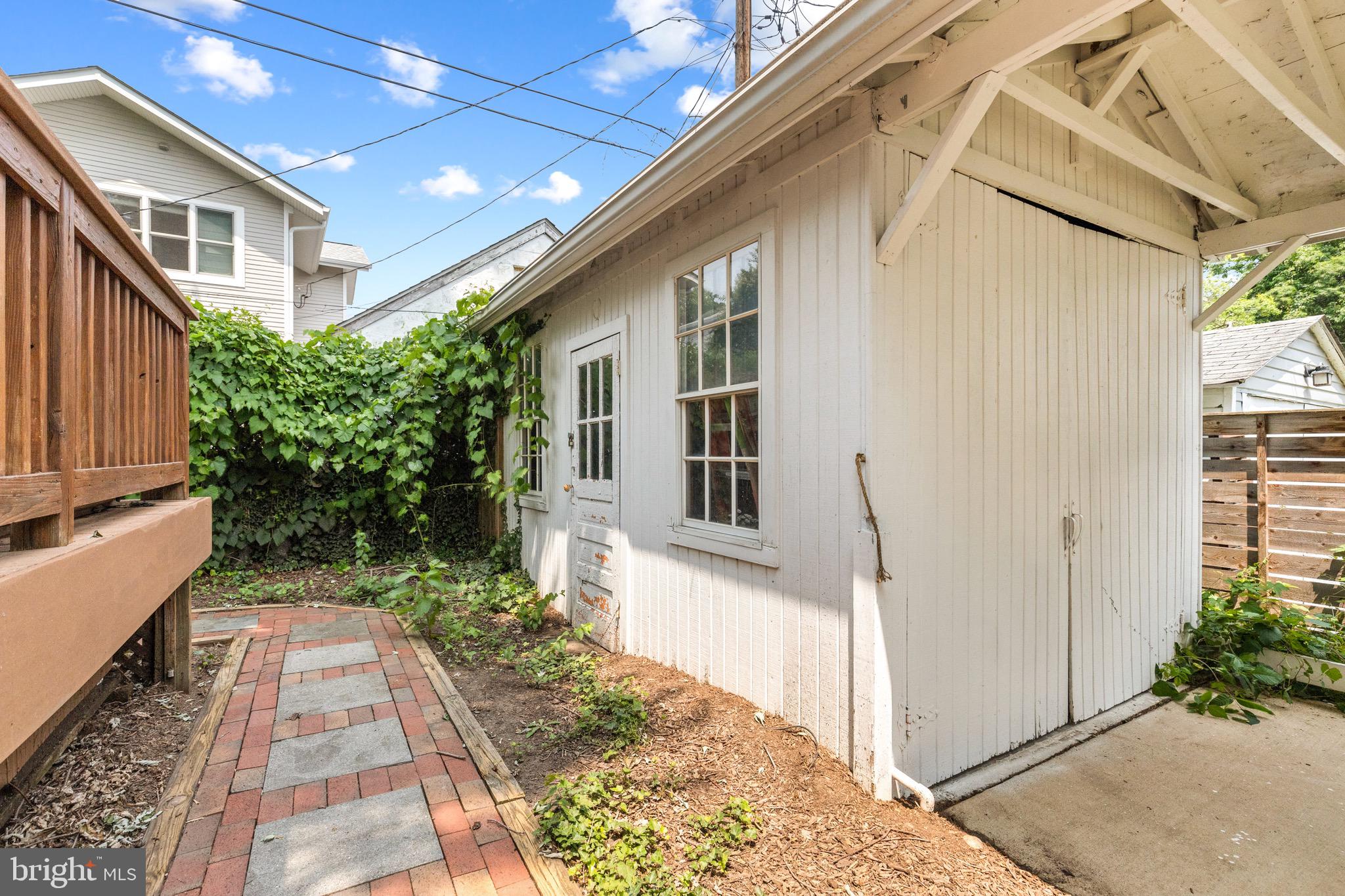 DEL RAY - Residential