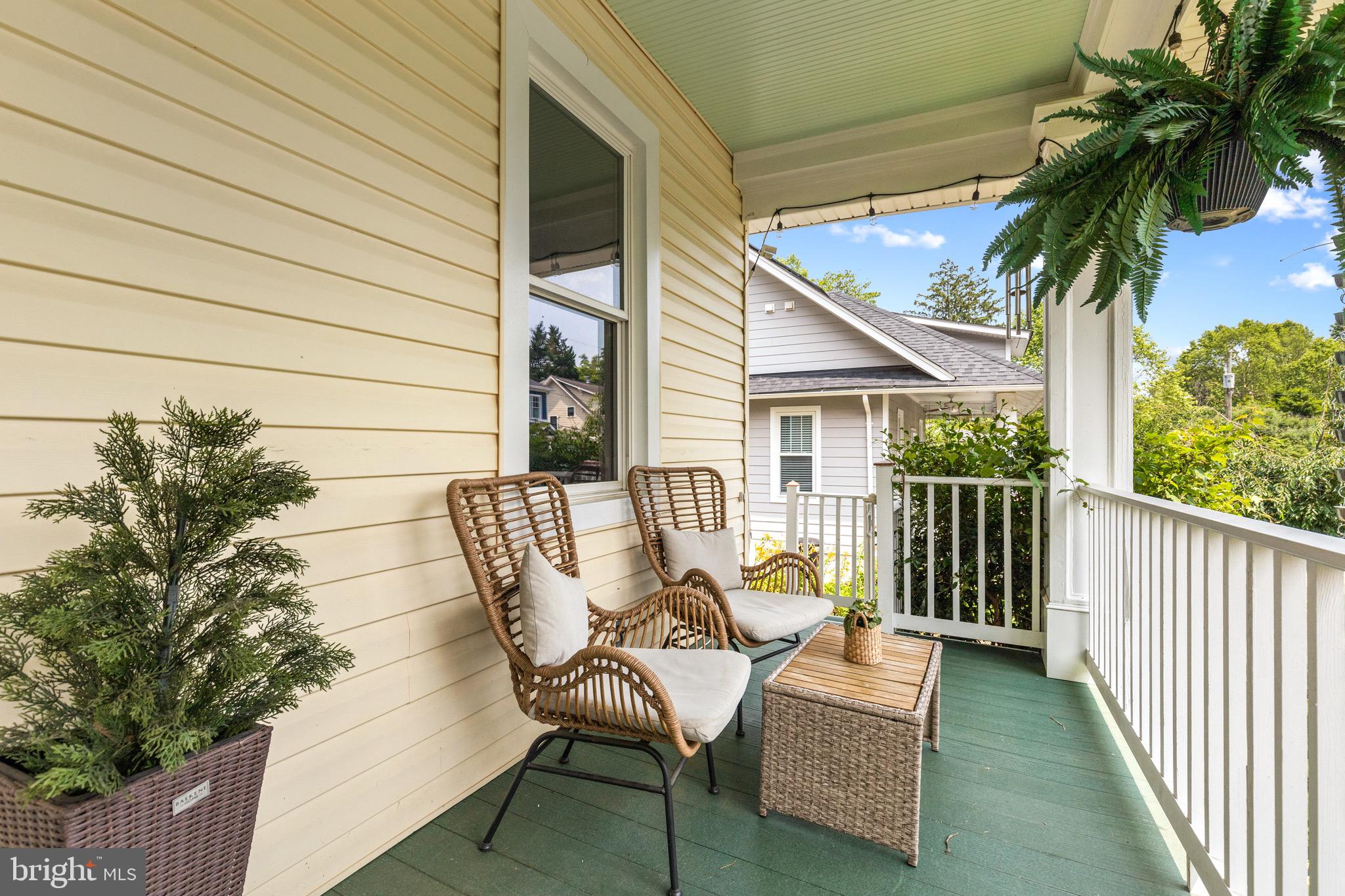 19 W WYATT AVENUE