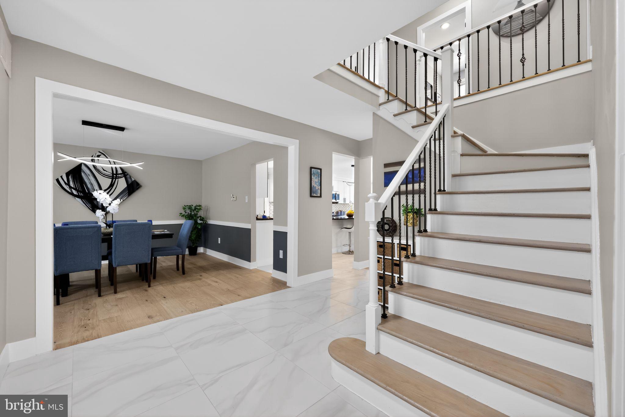 1225 CARDINAL LAKE DRIVE