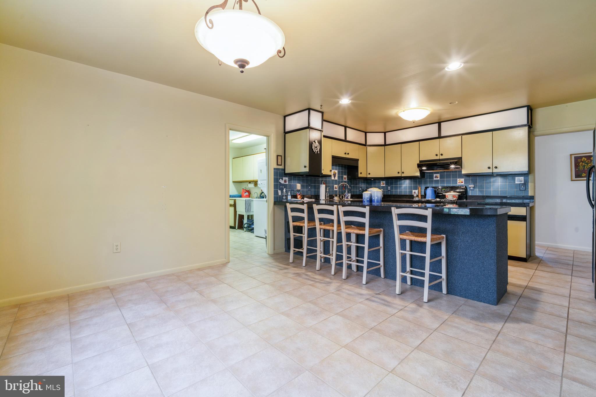 LONG BRANCH ACRE - Residential