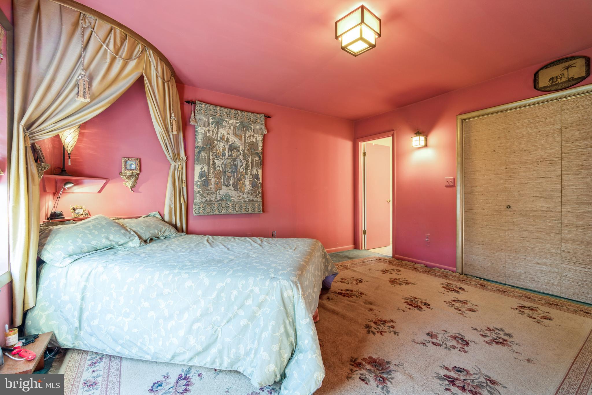 LONG BRANCH ACRE - Residential