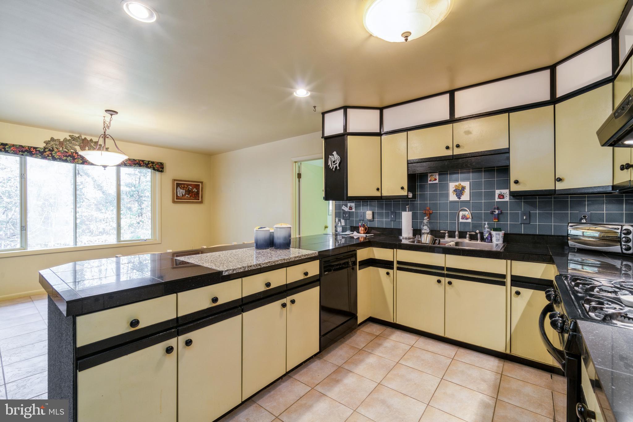 LONG BRANCH ACRE - Residential