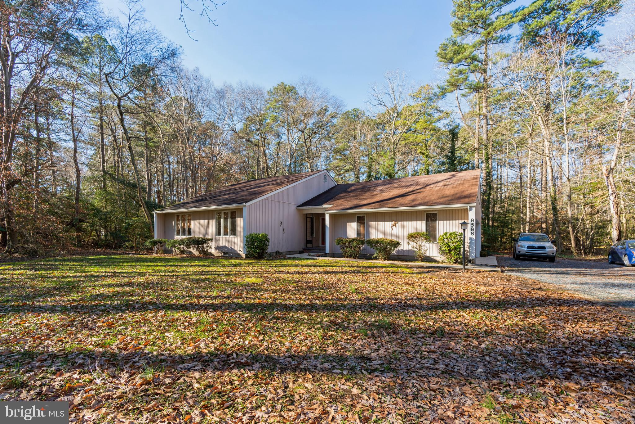 LONG BRANCH ACRE - Residential