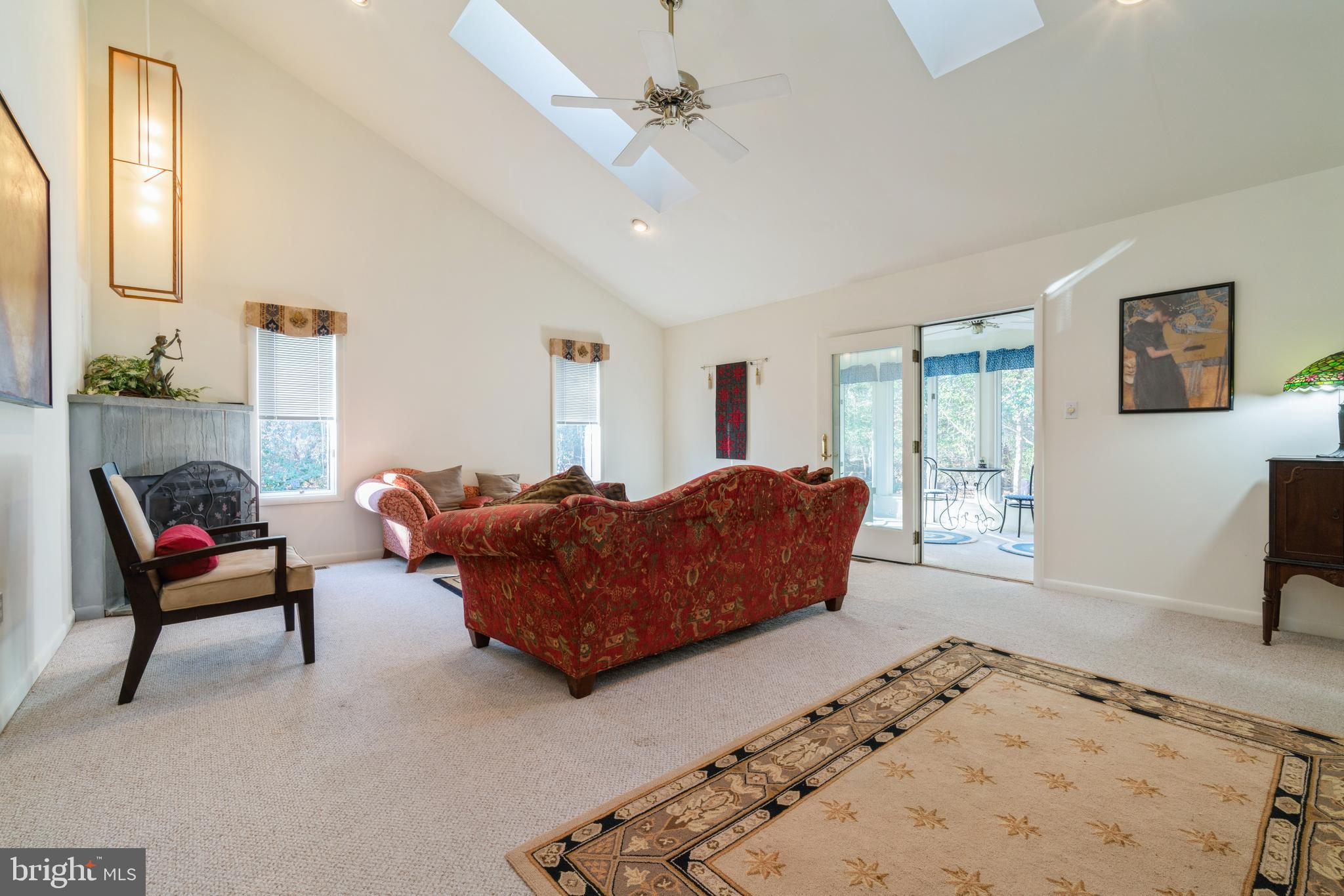 LONG BRANCH ACRE - Residential